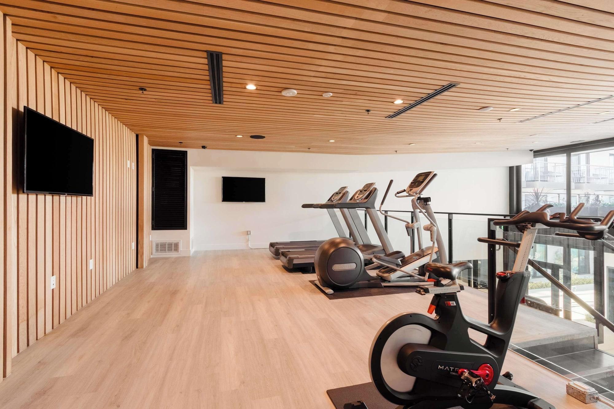 Gimnasio The Lum Hotel Los Angeles Stadium District