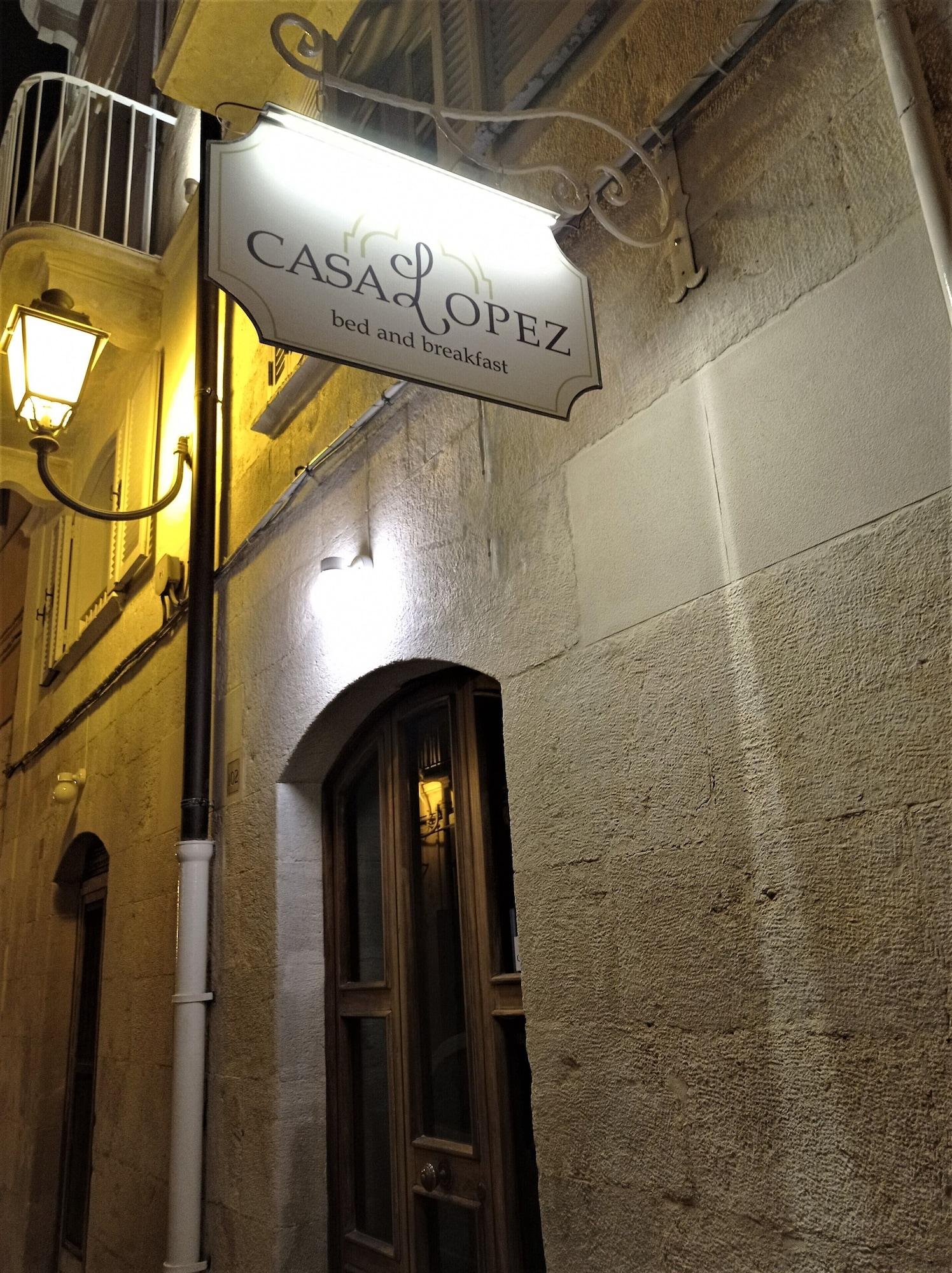 Vista Exterior Casa Lopez