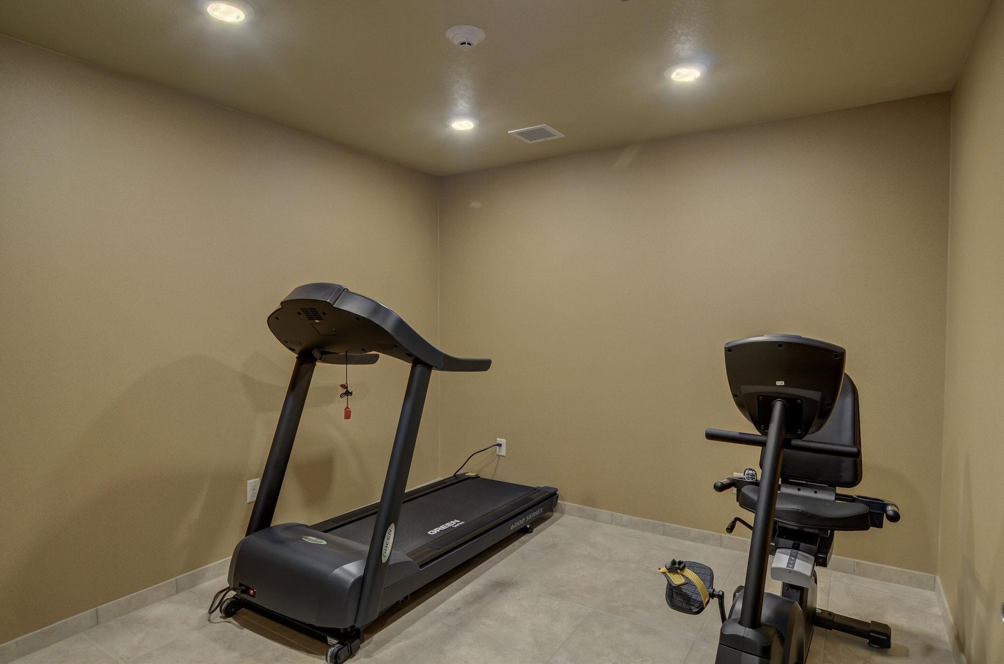 Gimnasio Cobblestone Inn & Suites - Kersey