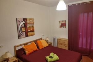 Alquiler Vacacional - Naturist ground floor house with courtyard in first line!