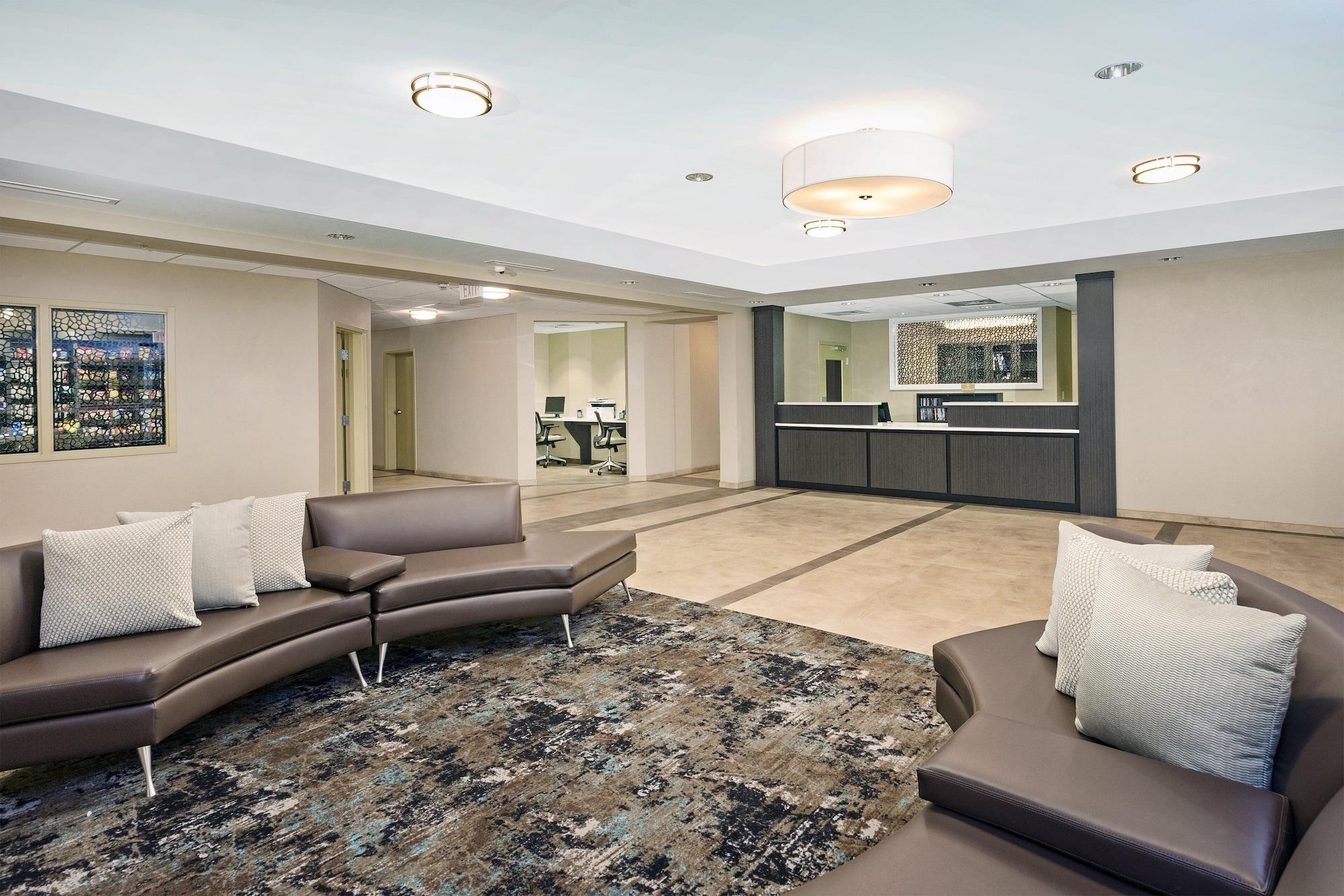 Vista Lobby Candlewood Suites Bensalem - Philadelphia Area by IHG