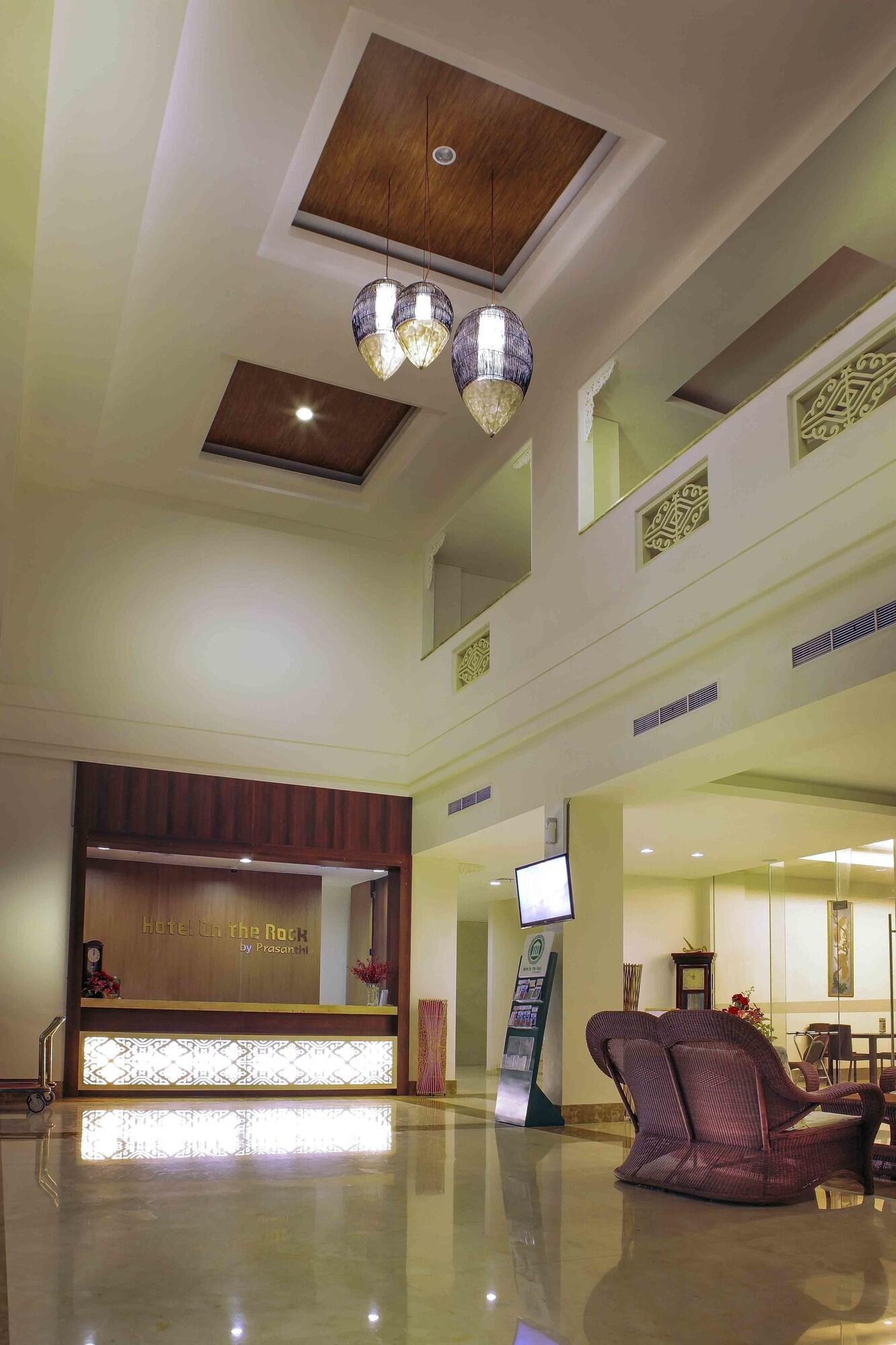 Vista Lobby On The Rock