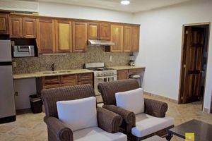 Renta Vacacional - "Coral", One Bedroom Apartment. You can Walk to Beach and Restaurants.