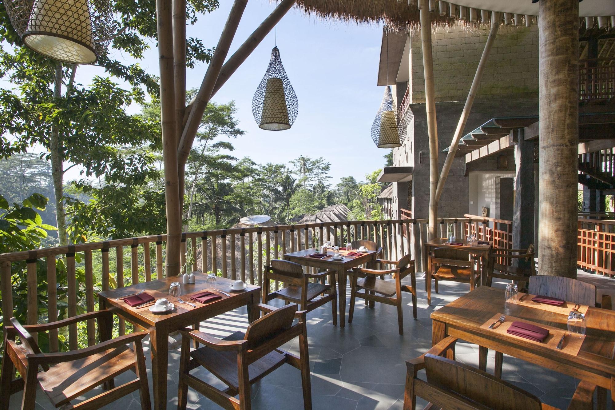 Restaurant Tejaprana Resort & Spa