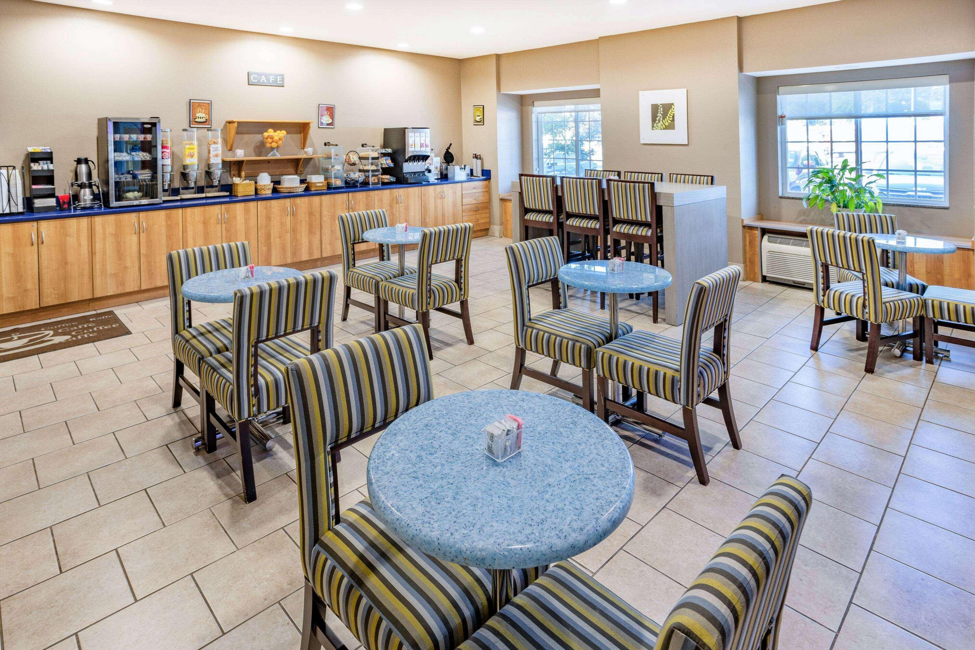 Restaurant Microtel Inn & Suites by Wyndham Johnstown