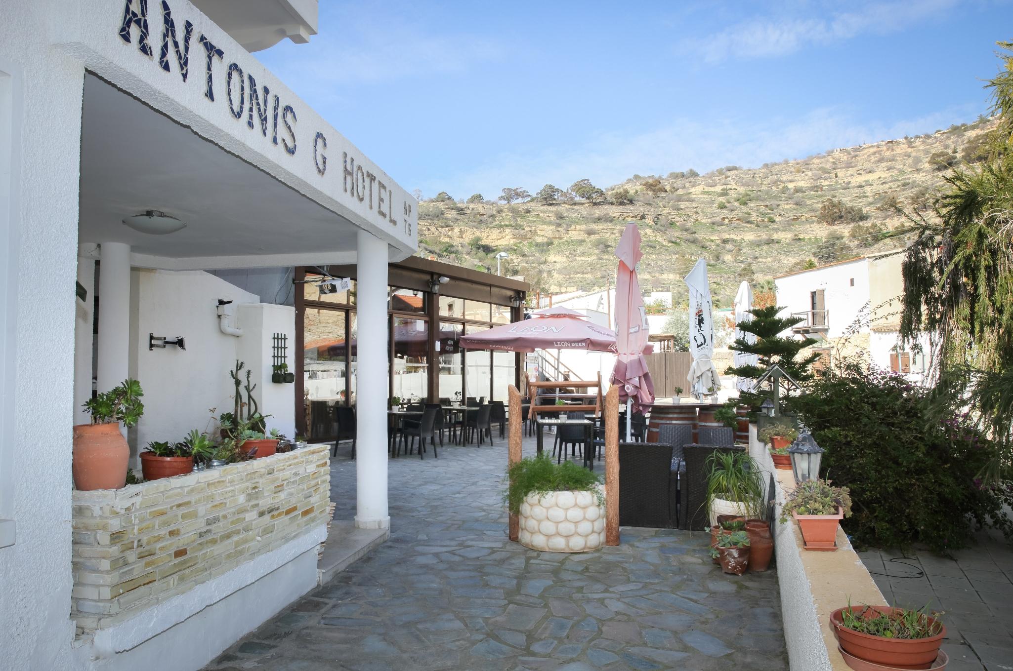 Vista Exterior Antonis G Hotel