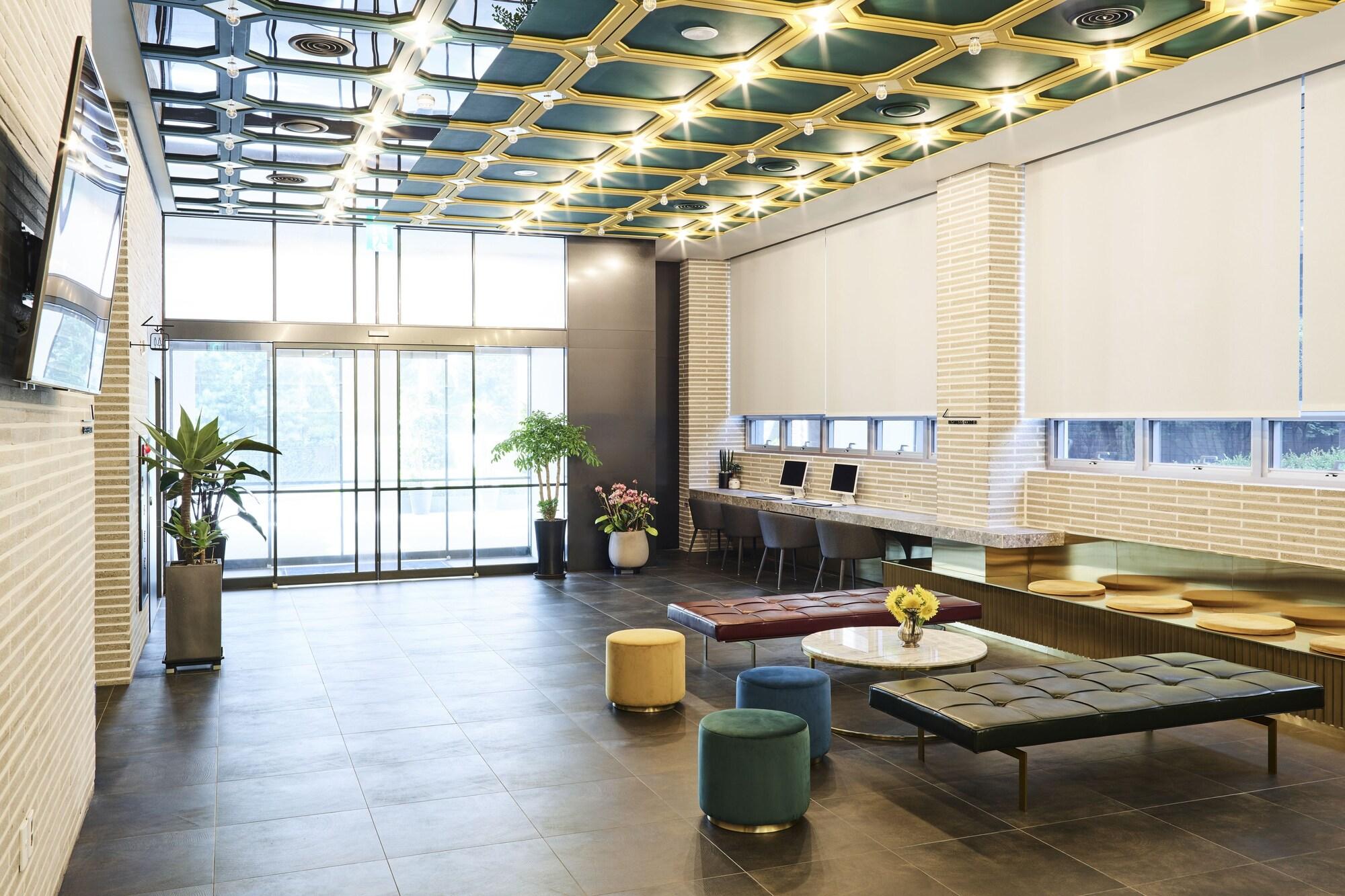 Vista Lobby Hotel Newv