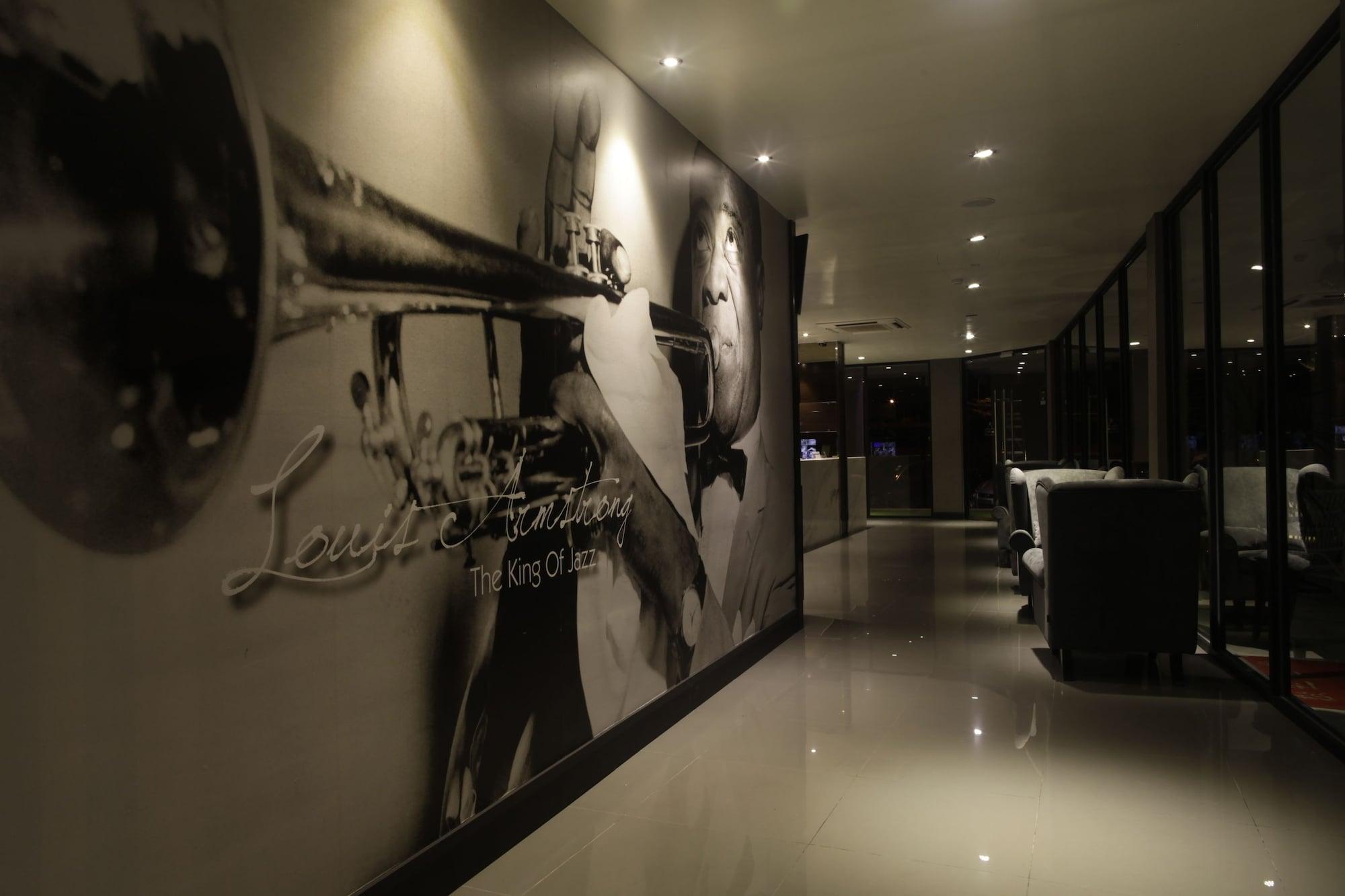 Vista Lobby I am Jazz Boutique Hotel