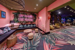 Alojamiento - Hit the Sky