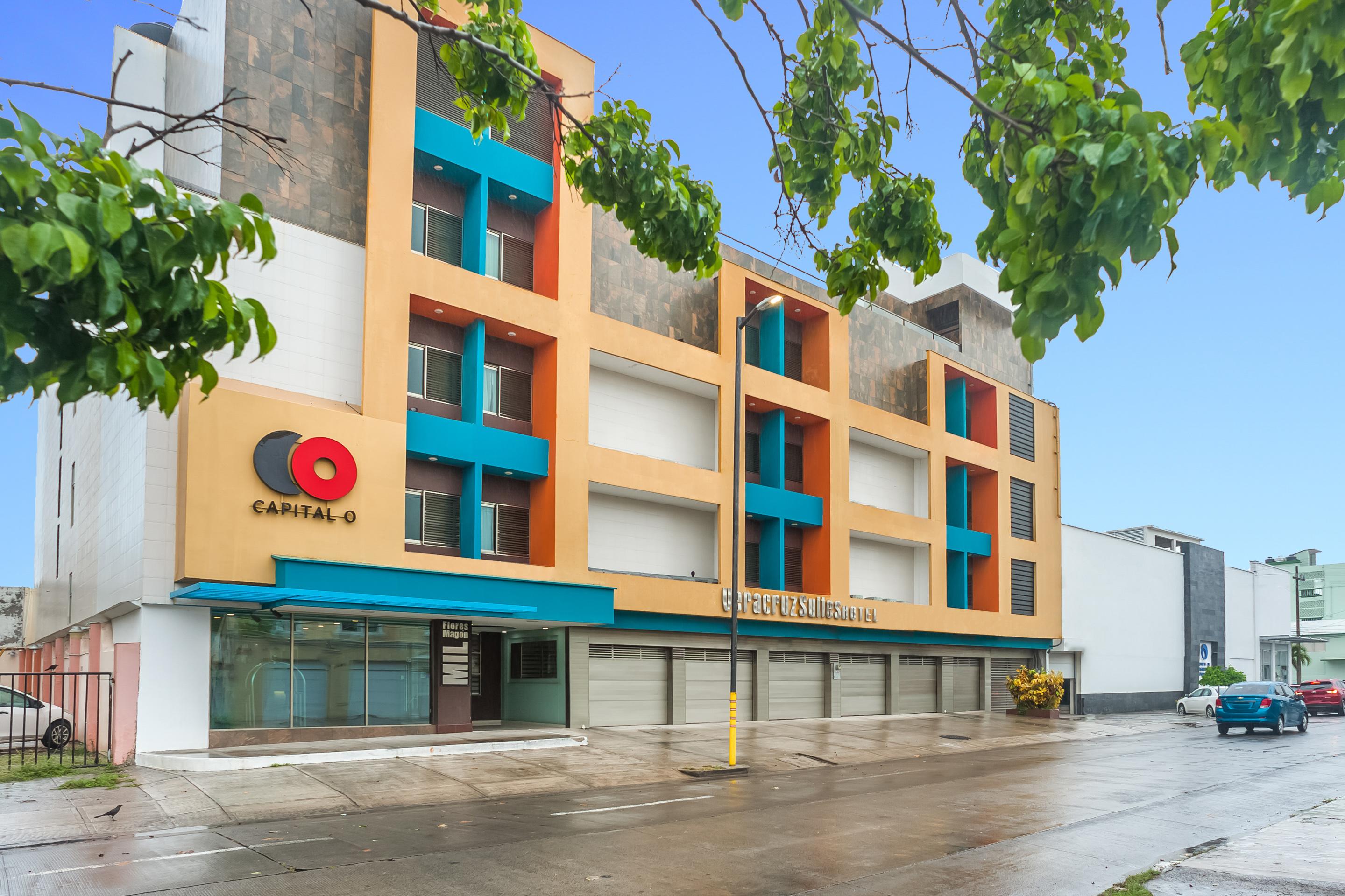 Vista Exterior Veracruz Suites Hotel