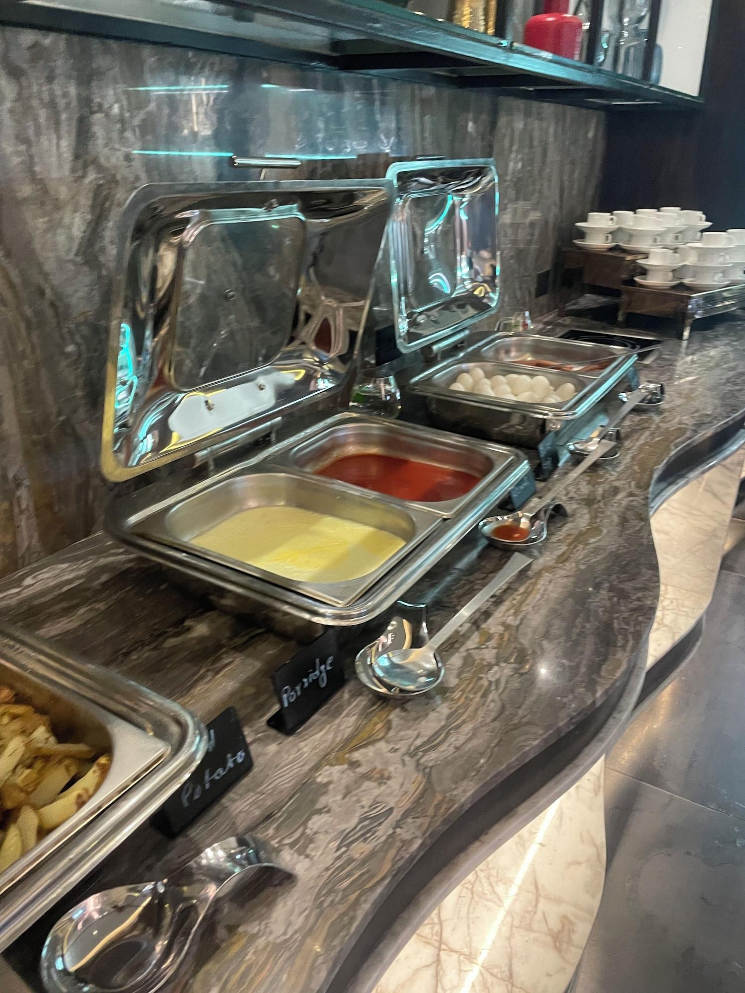 Restaurant Temple View Badrinath House