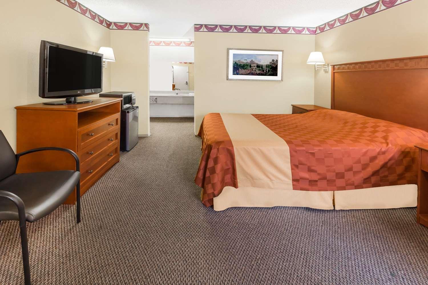 Habitación Knights Inn Ontario