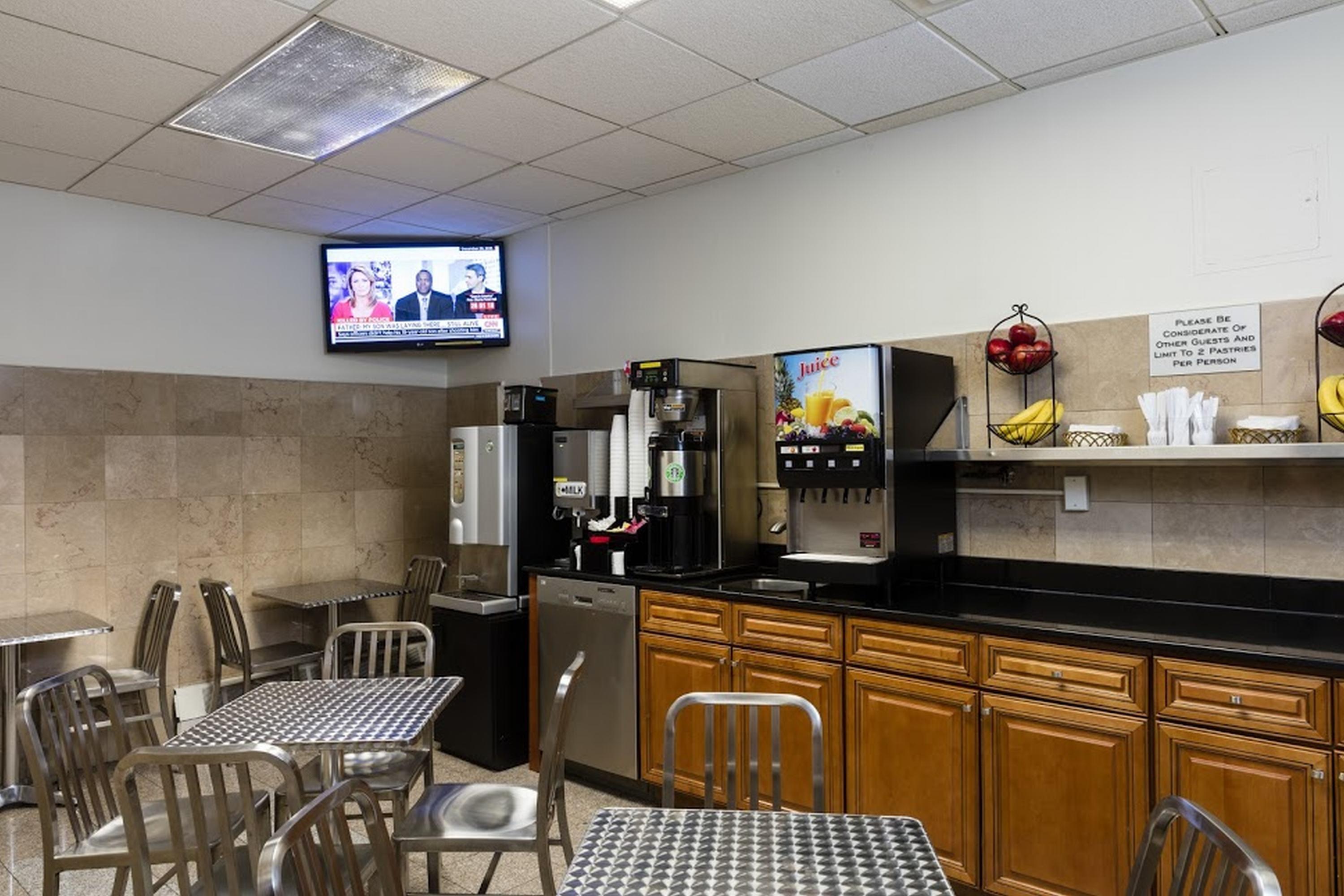 Restaurant Broadway Plaza Hotel