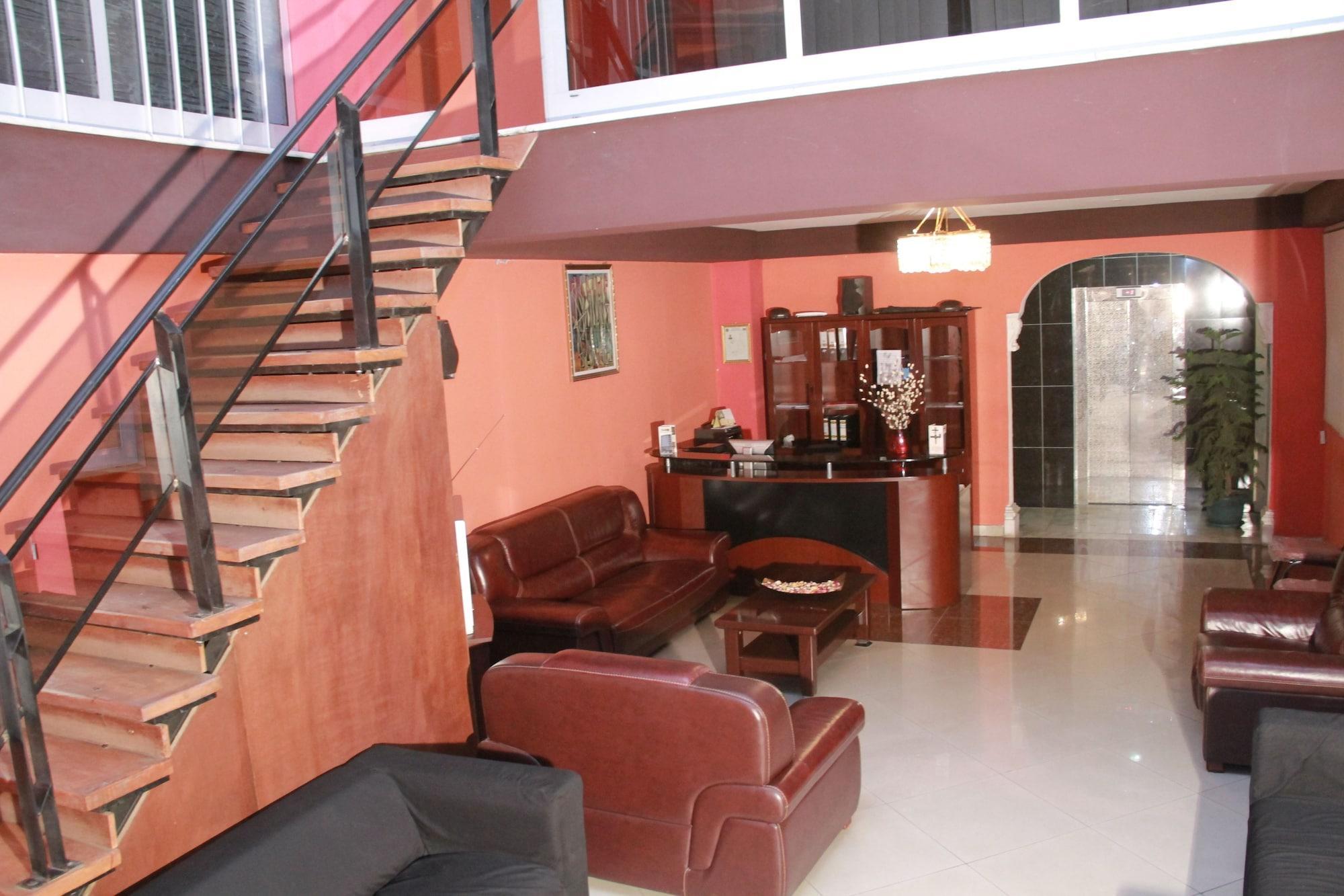 Vista Lobby SolMile Family Guest House