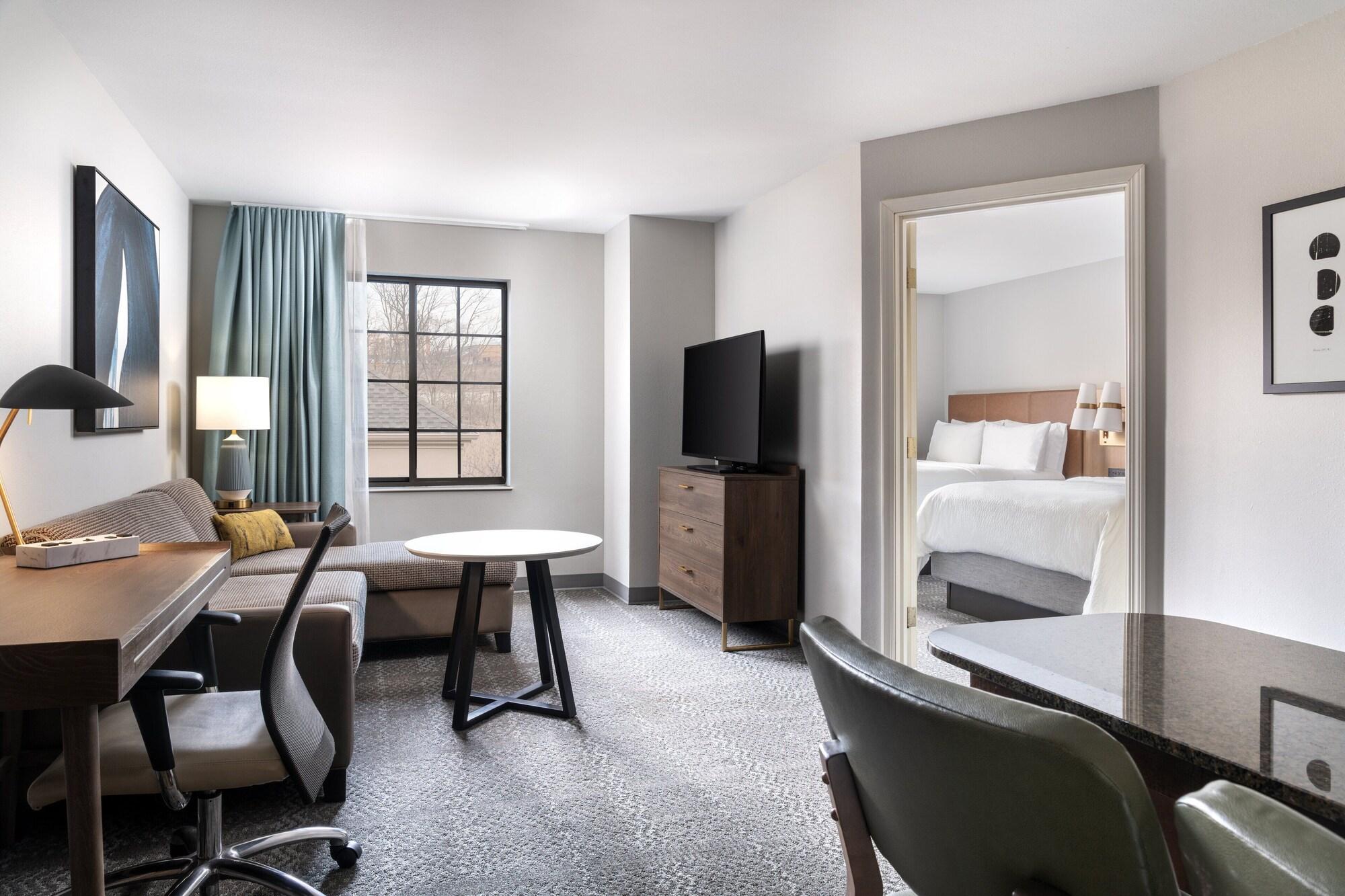 Habitación Staybridge Suites Akron-Stow-Cuyahoga Falls by IHG
