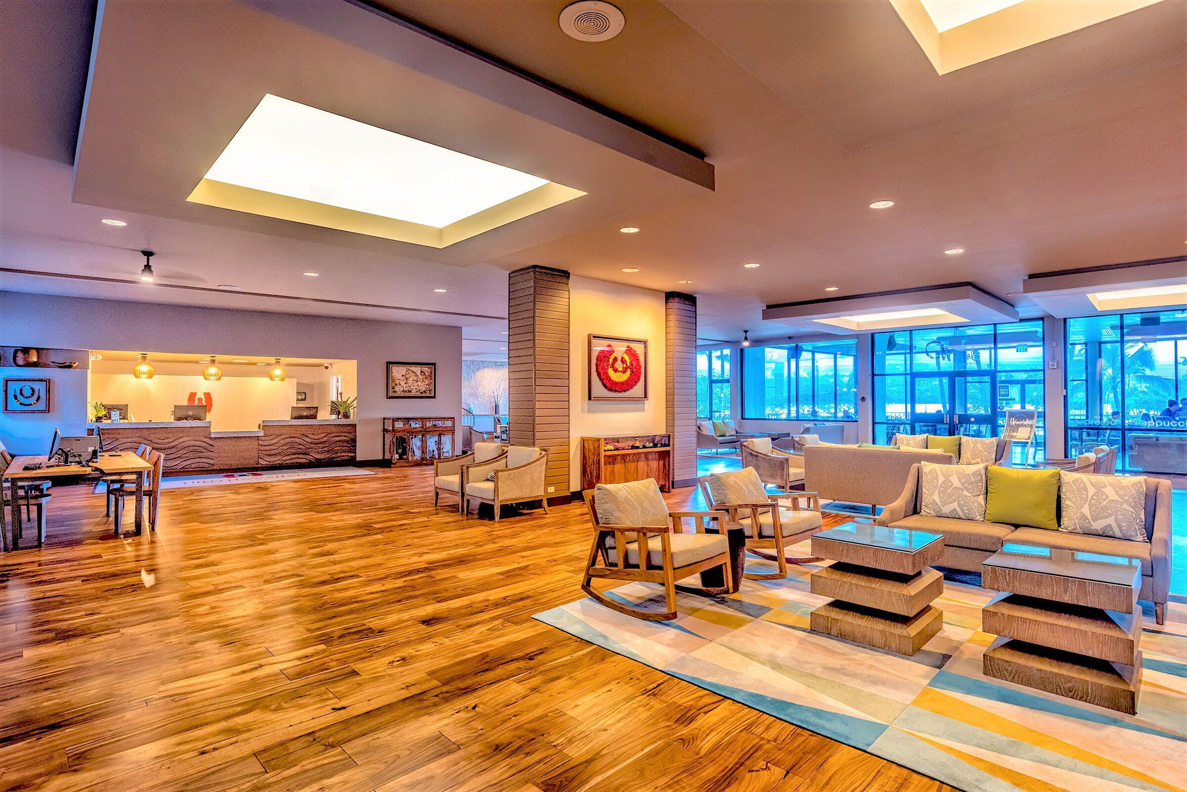 Vista Lobby Hilo Hawaiian Hotel, Trademark Collection by Wyndham