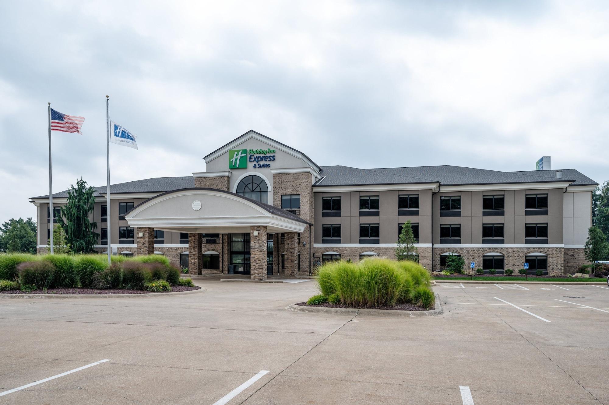 Vista Exterior Holiday Inn Express & Suites Wadsworth by IHG