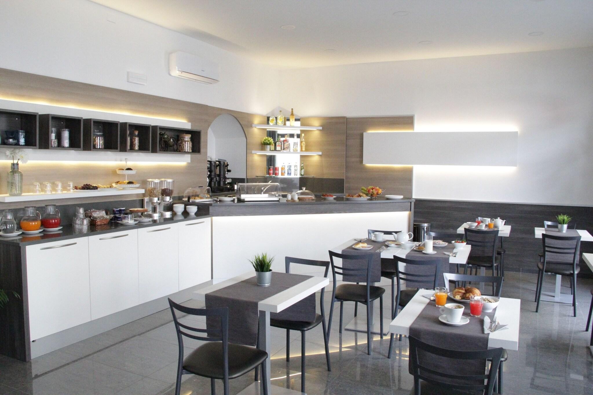 Bar/Salón Hotel Siro