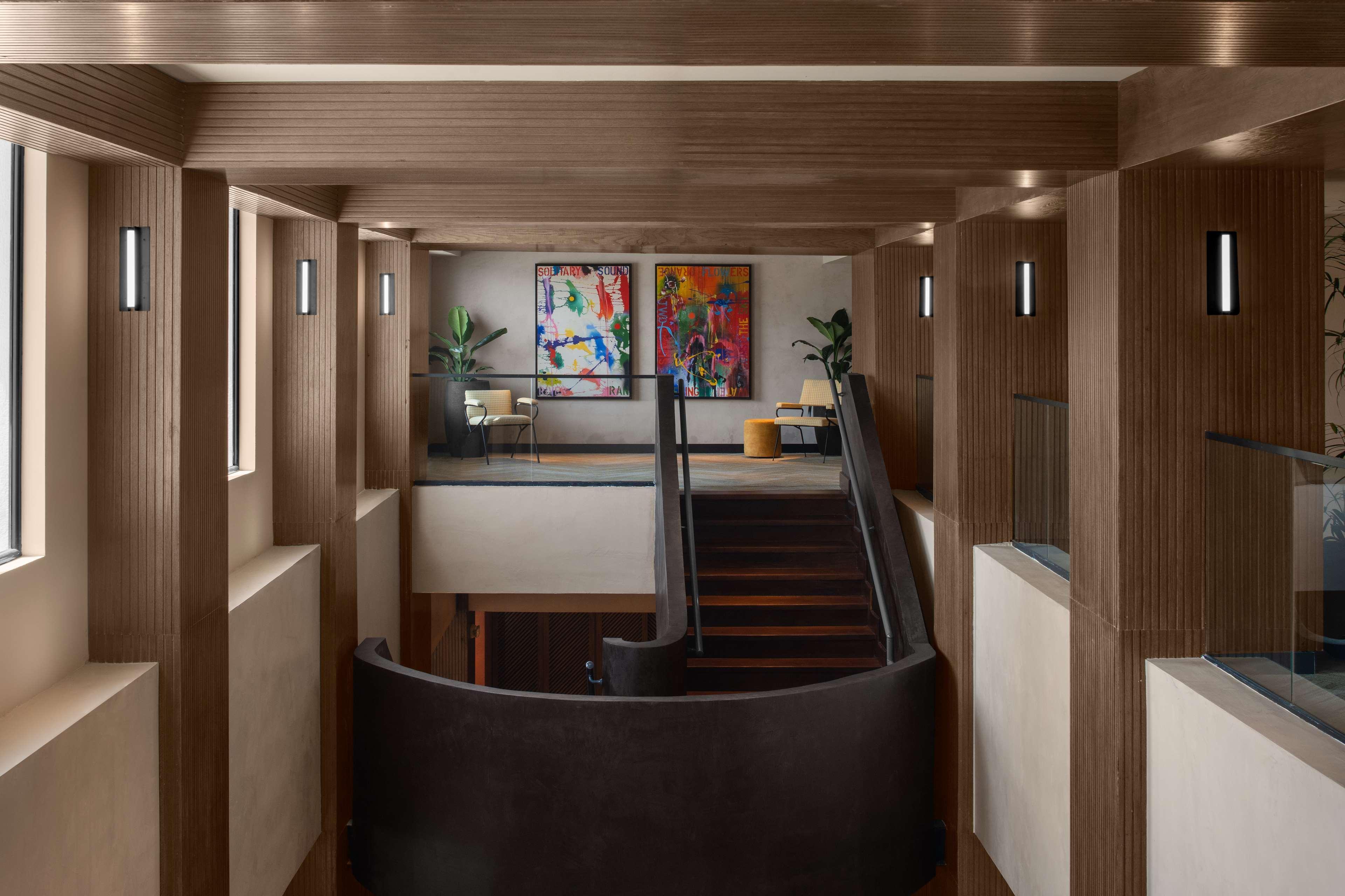 Vista Lobby ROK Hotel Kingston, Tapestry Collection by Hilton