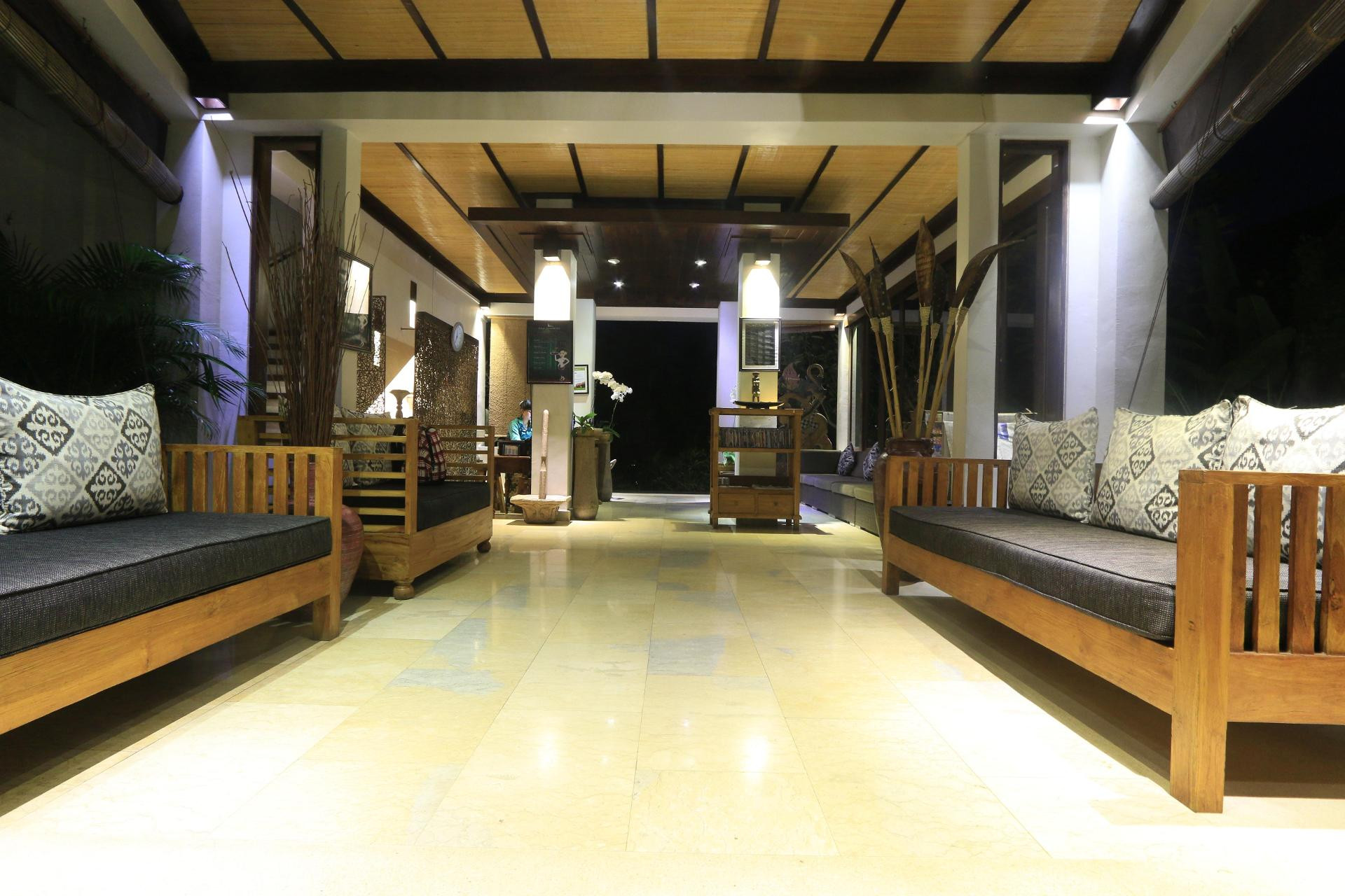 Vista Lobby KajaNe Mua