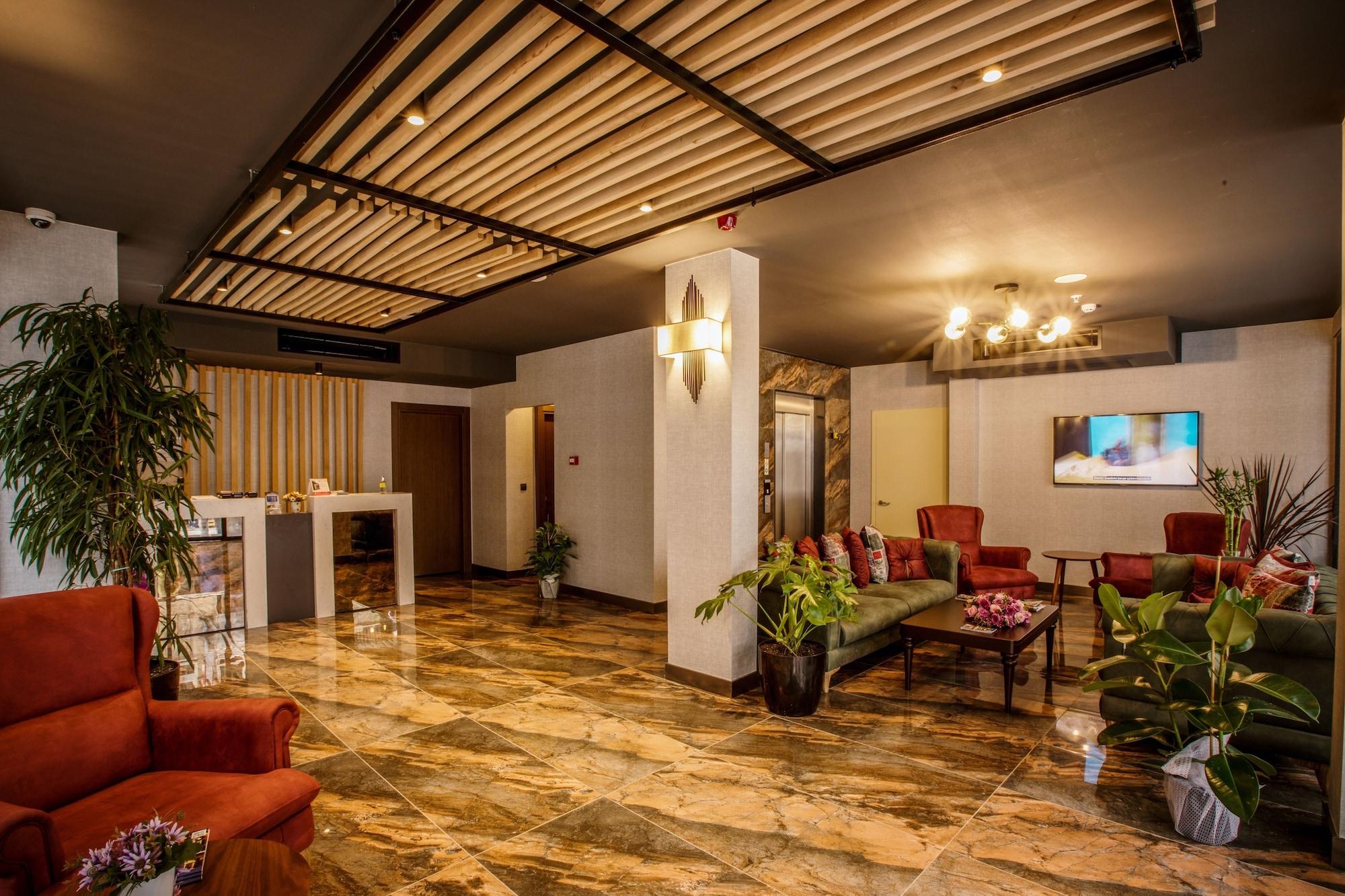 Vista Lobby Life Point Hotel