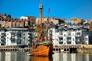 Actividad - Travel Curious: Bienvenido a Bristol: Tour privado a pie por lo más destacado