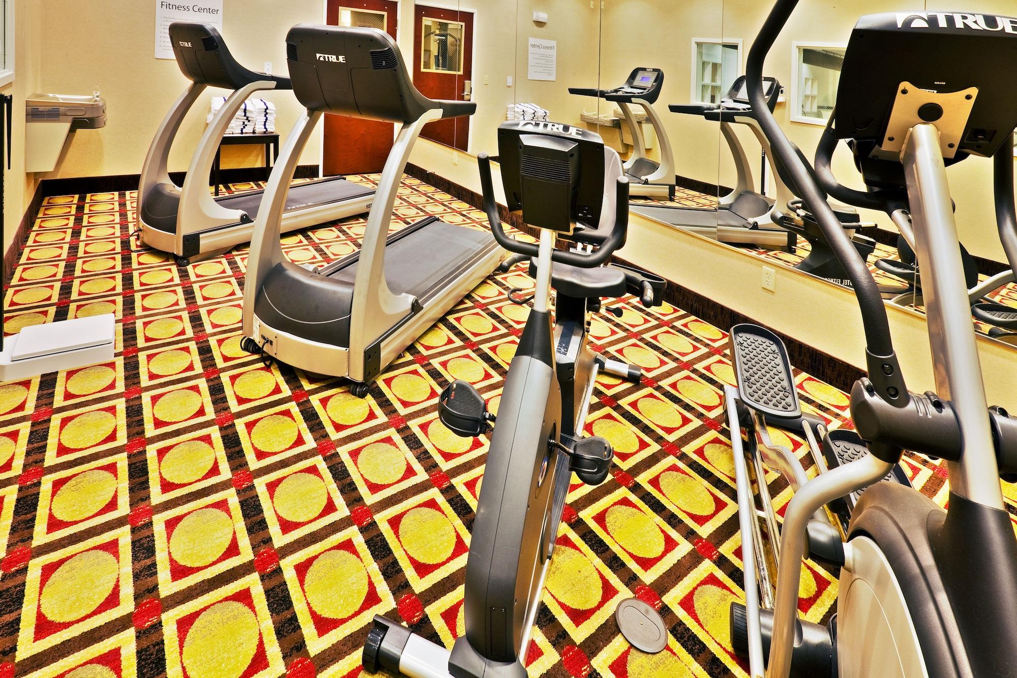Gimnasio Holiday Inn Express Hotel & Suites Bartlesville by IHG
