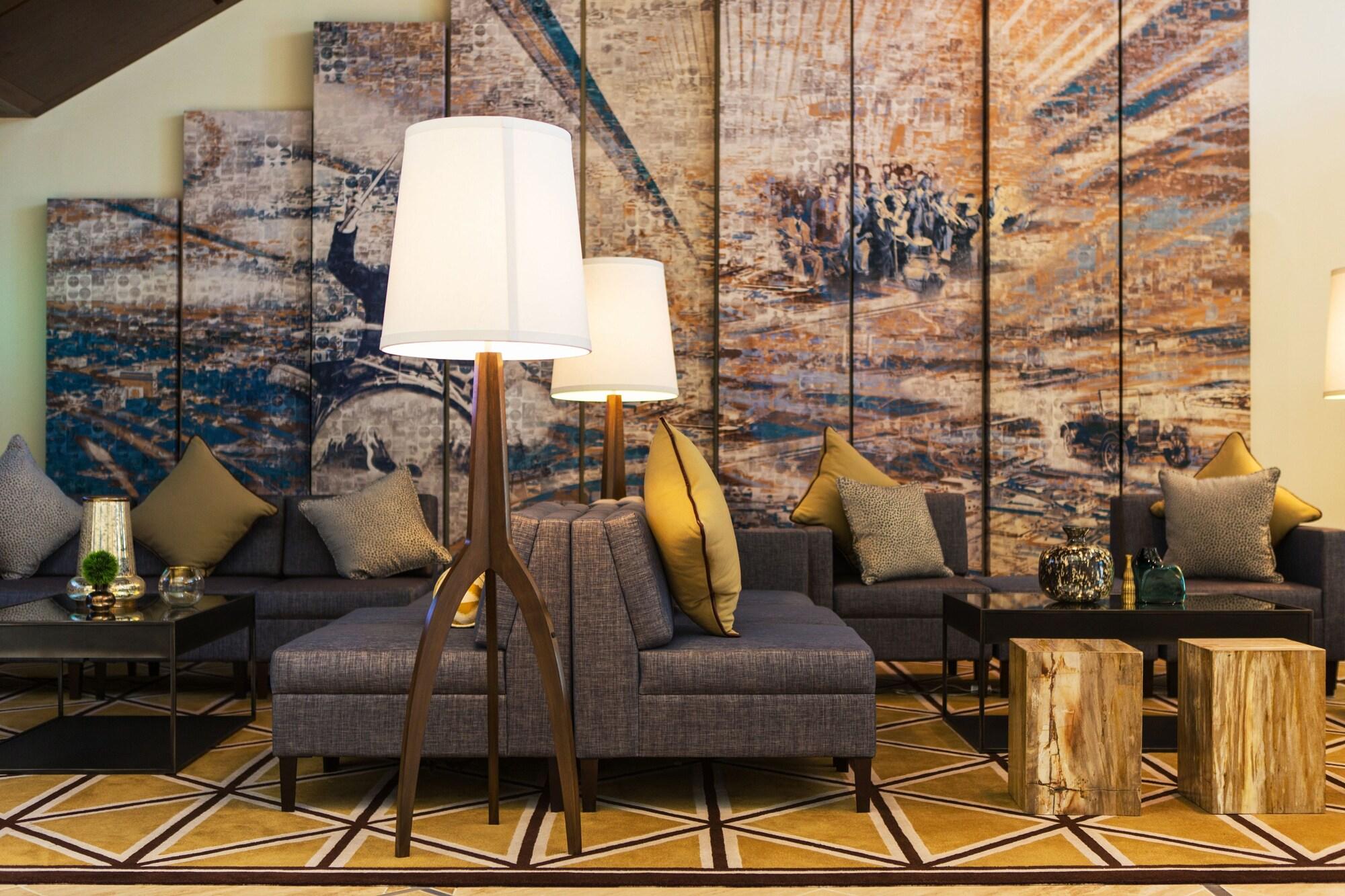 Vista Lobby Renaissance Dallas Hotel