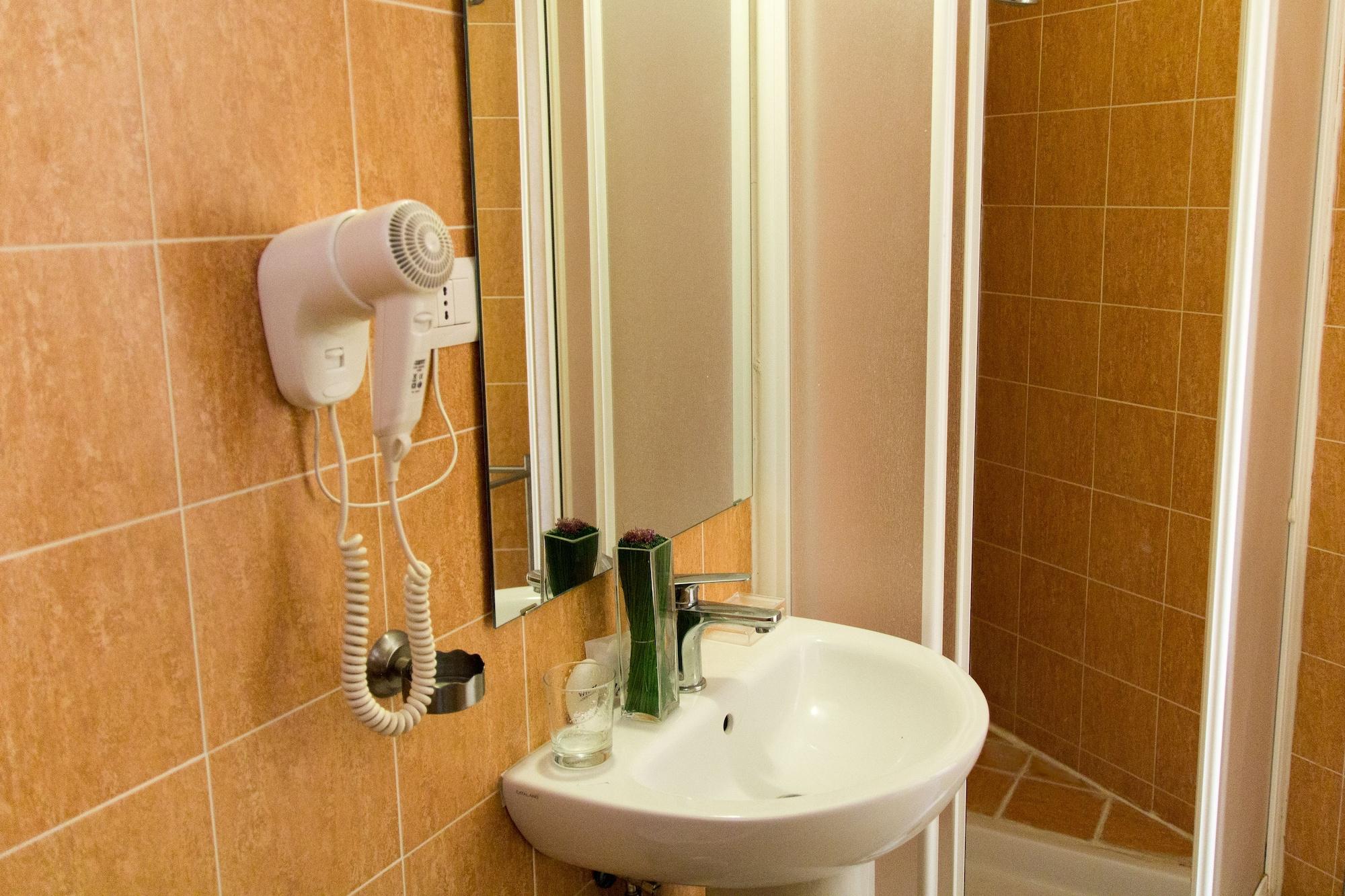 Equipamiento de Habitación Best Suites Pantheon