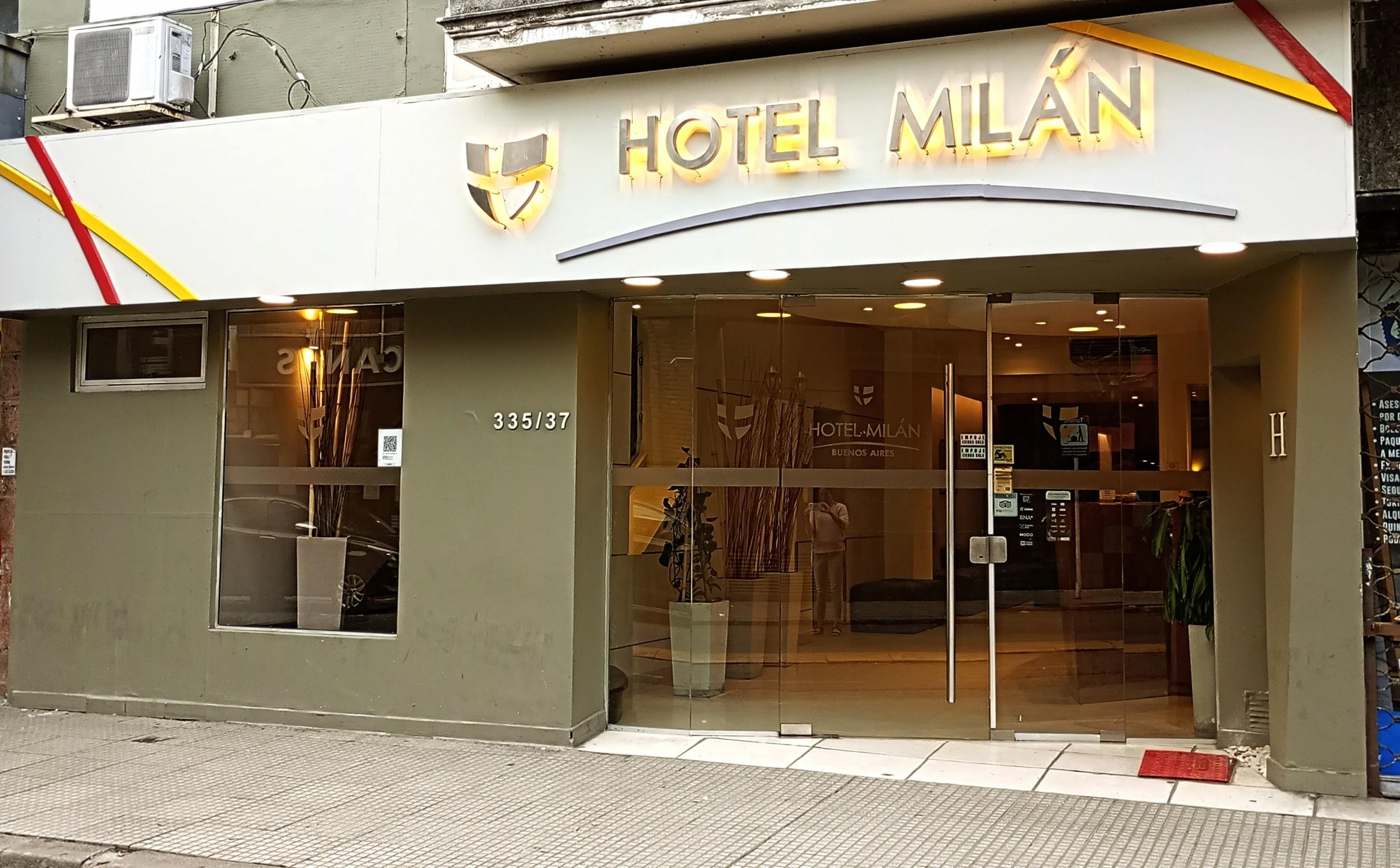Vista Exterior Milan Hotel