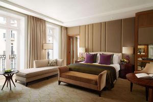 Alojamiento - Corinthia London
