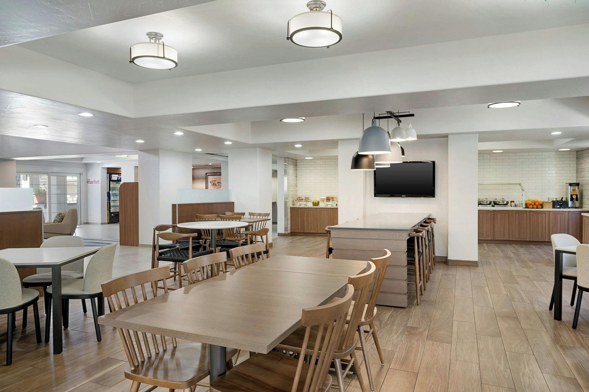 Restaurant Fairfield Inn & Suites San Diego Old Town