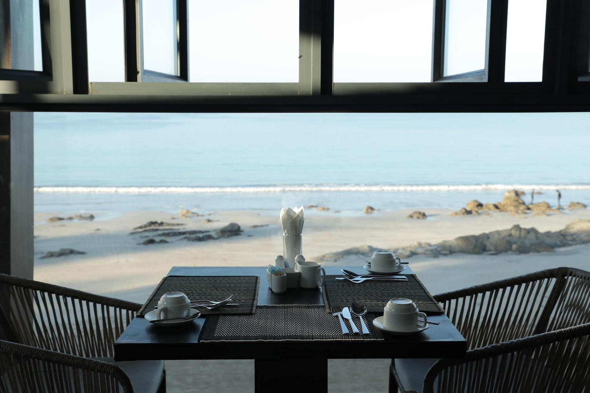 Restaurant BT Bay Hotel Ngapali