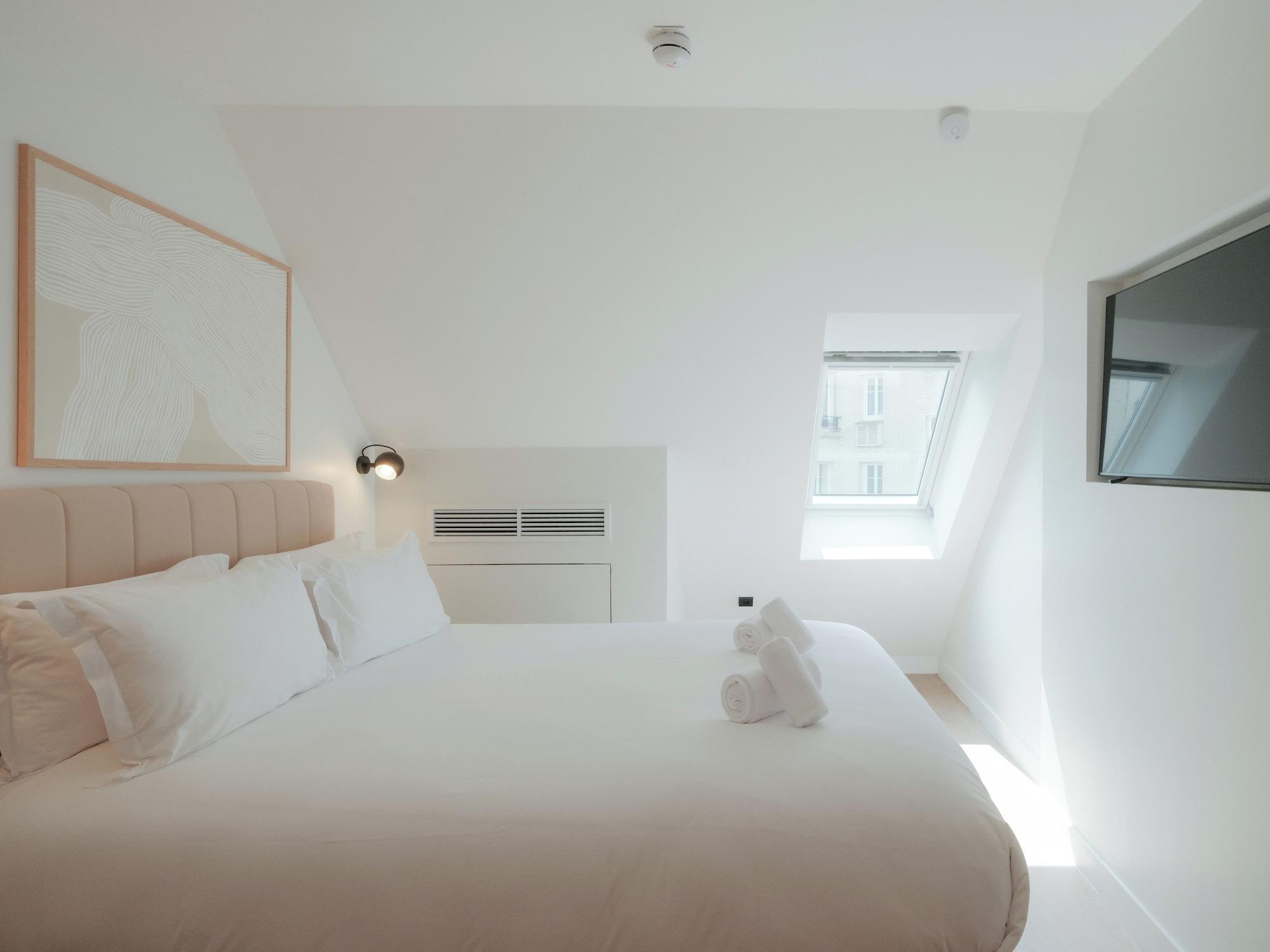 Varios City Pop 2Night Paris – Self Check-in