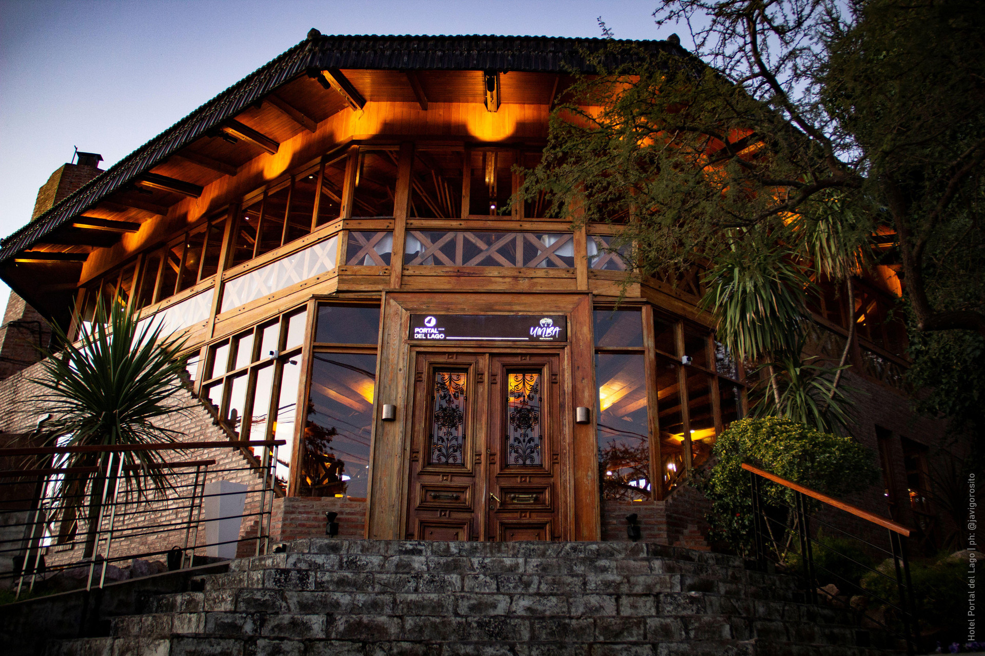 Vista Exterior Portal del Lago Hotel