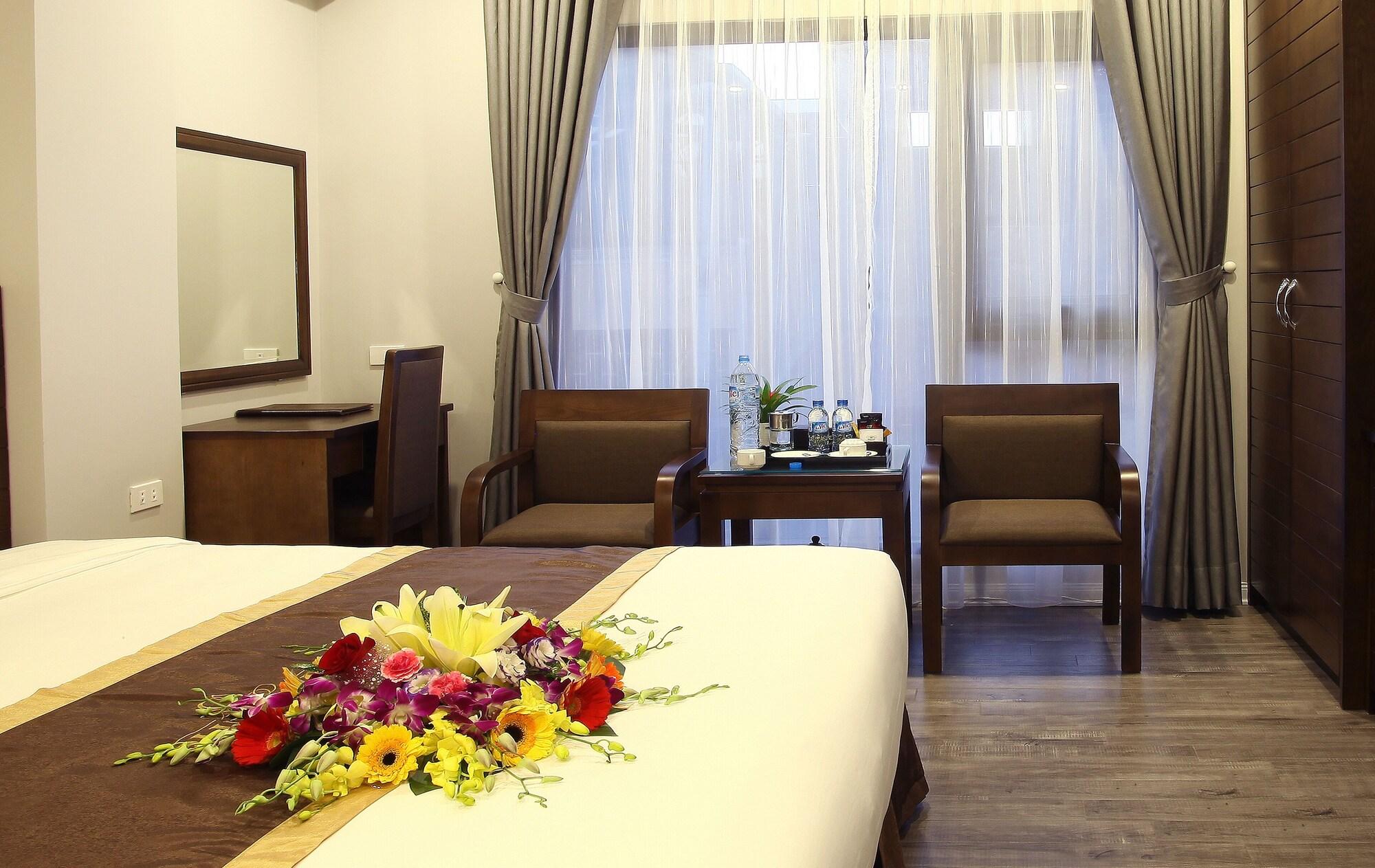 Varios Blue Pearl West Hotel
