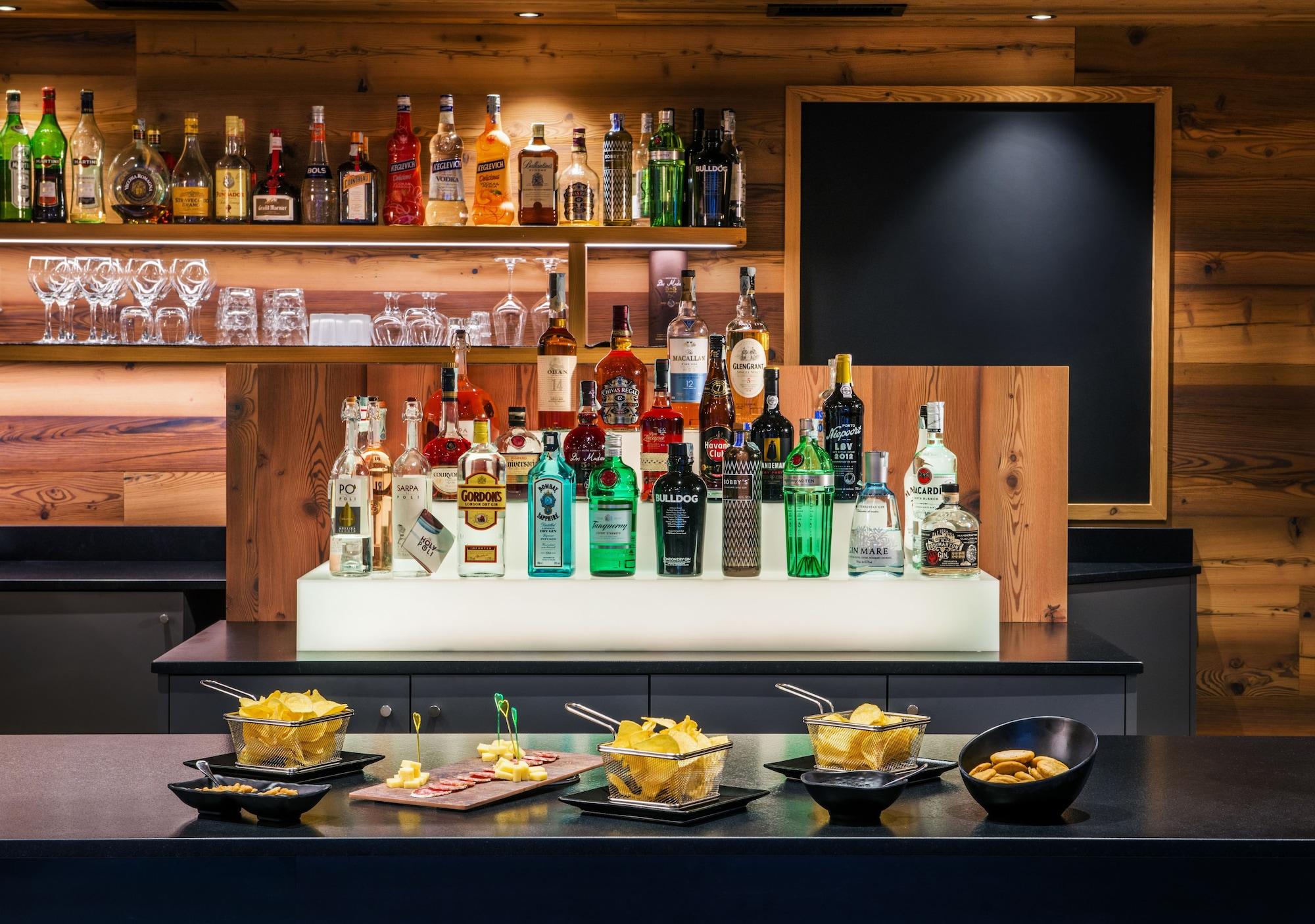 Bar/Salón Hotel Sporting Ravelli