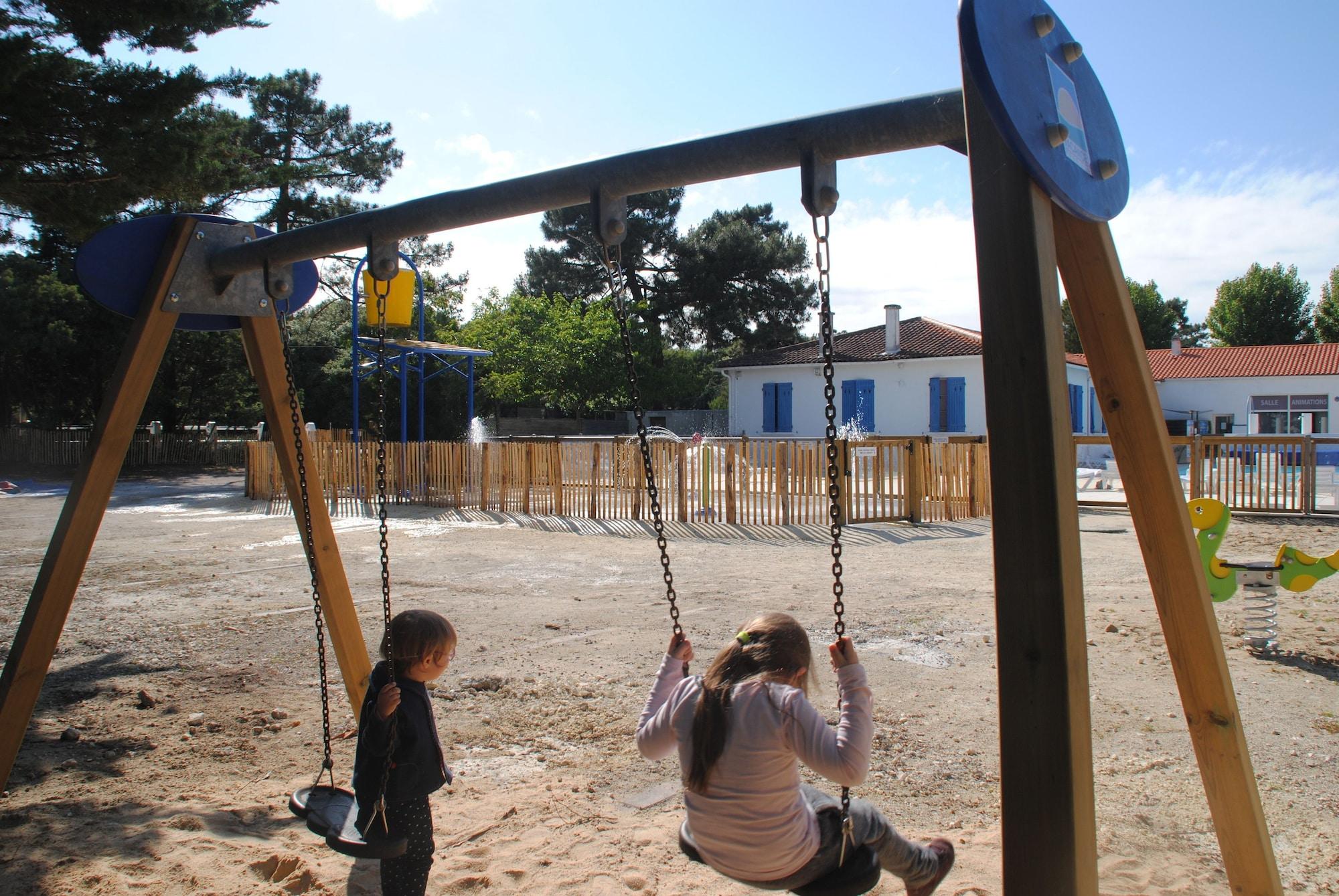 Instalaciones Recreativas Vacances Passion Les Bris