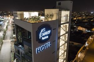 Alojamiento - Hotel Cinco Monteria