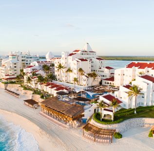 paquetes turisticos a Cancún con LATAM