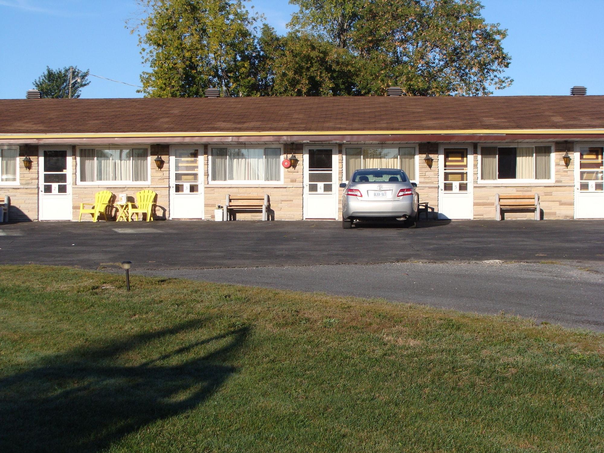 Vista Exterior Lion Motel