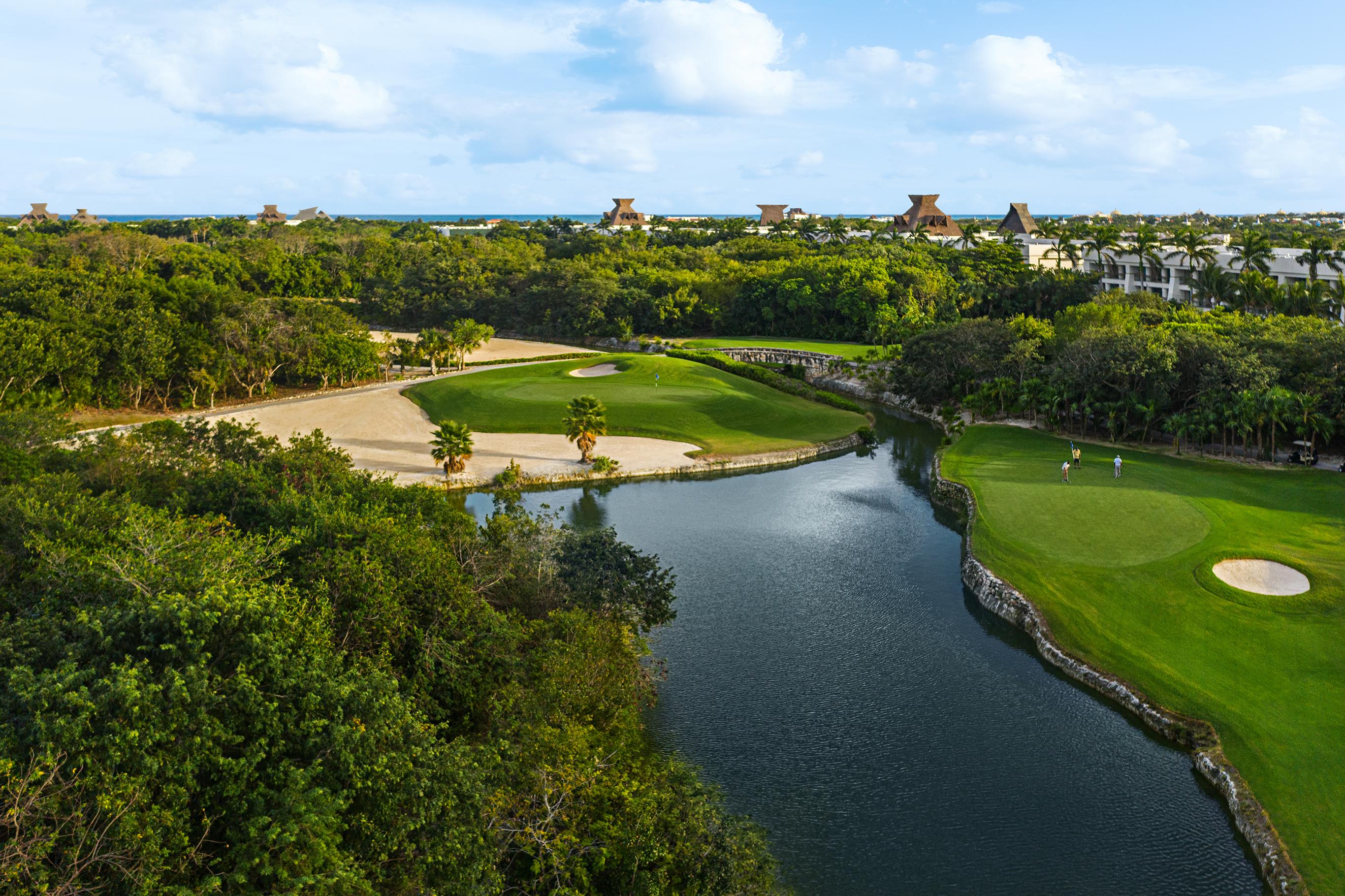 Campo de Golf Jungala Park Hotel at VidantaWorld Riviera Maya