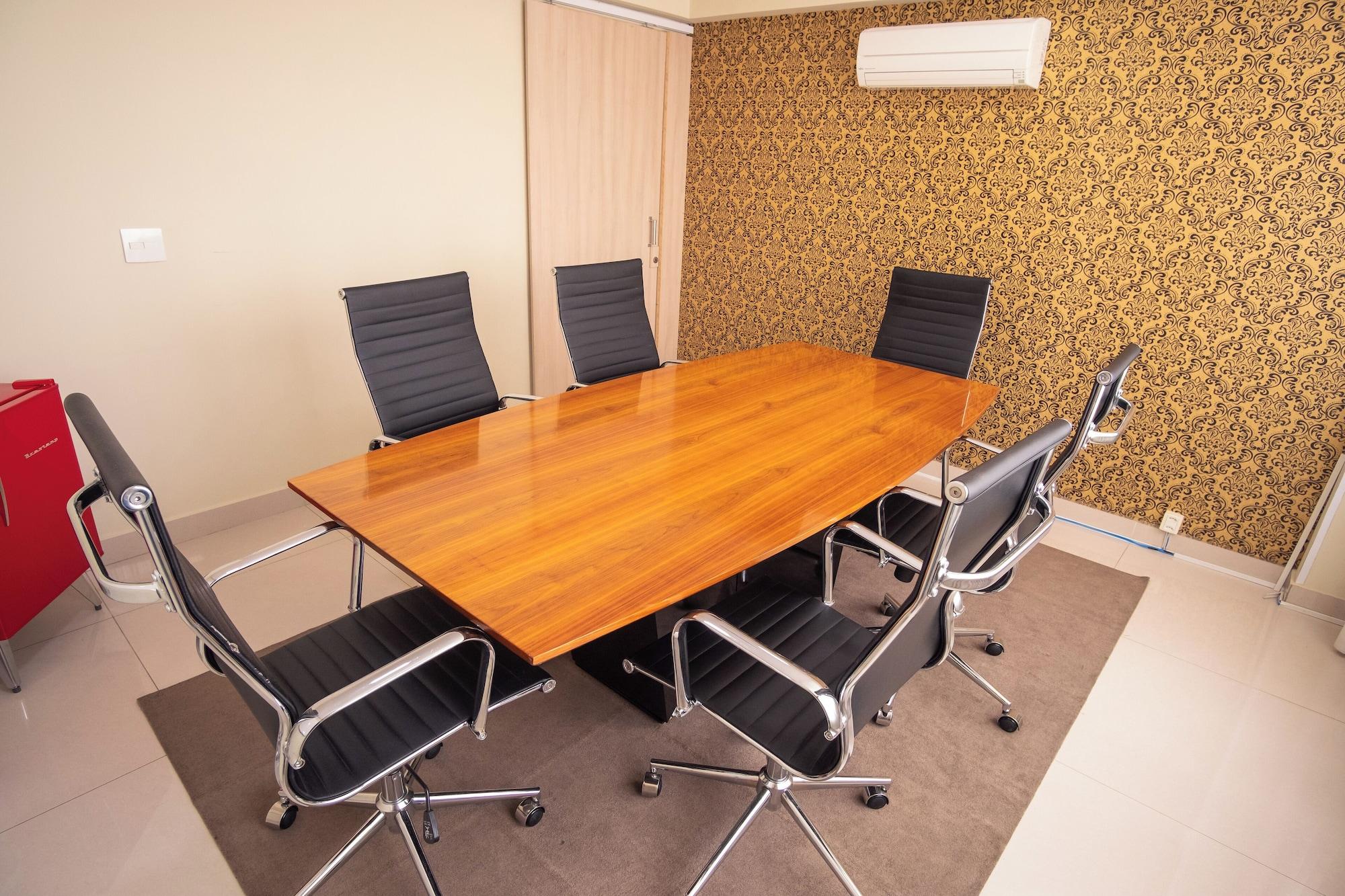 Sala de Reuniones Padom Businesse Hotel