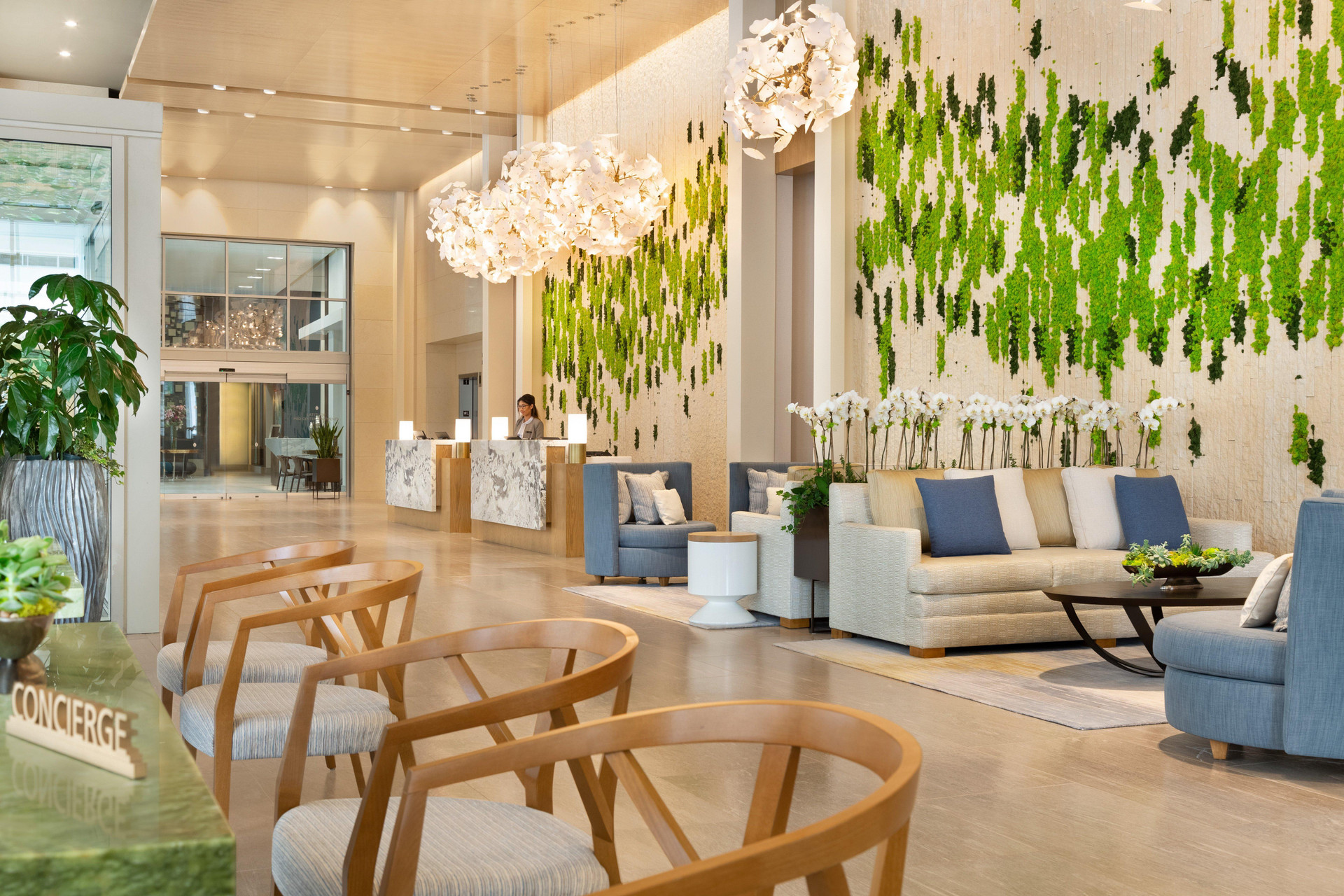 Vista Lobby InterContinental Houston by IHG