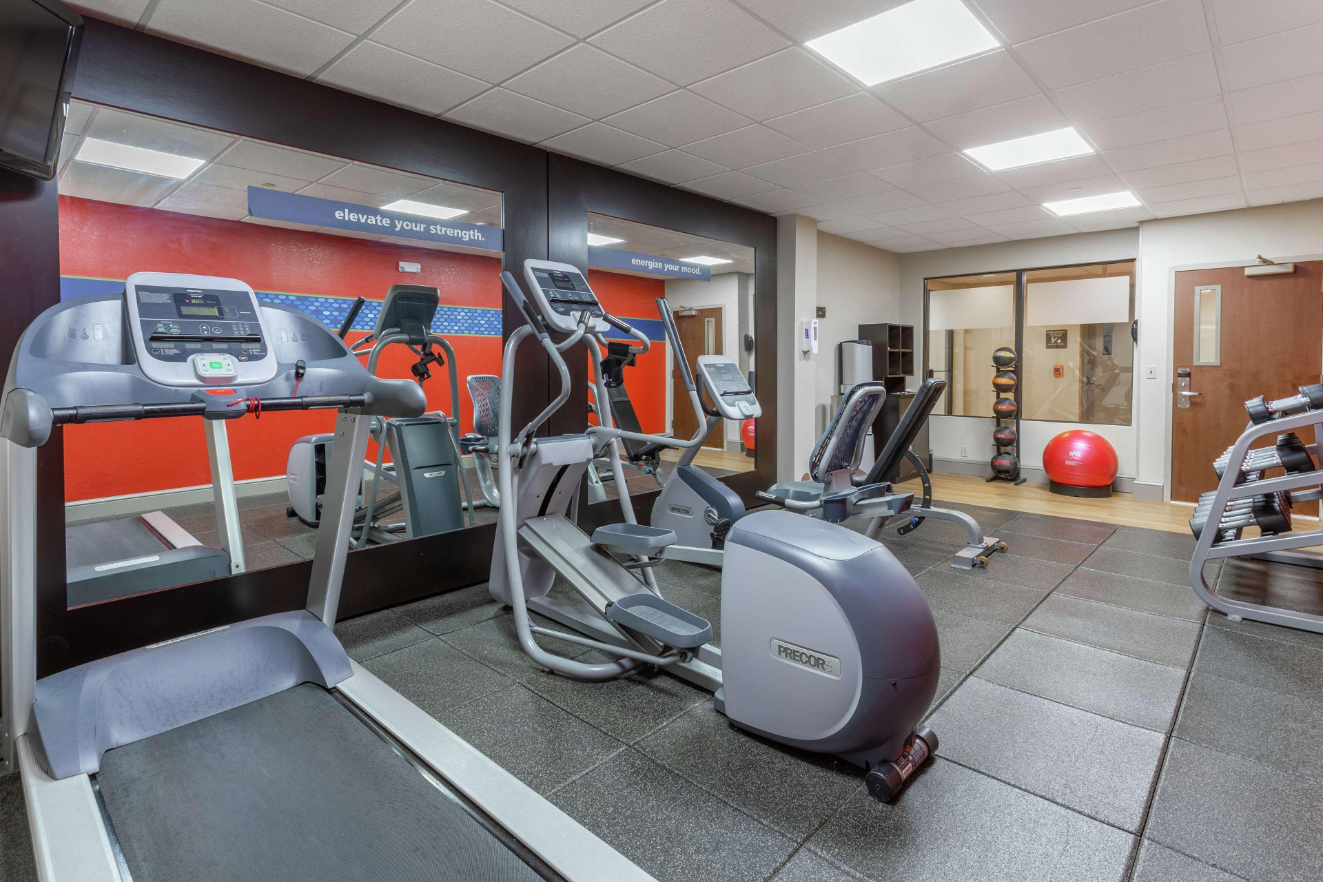 Instalaciones Recreativas Hampton Inn Groton