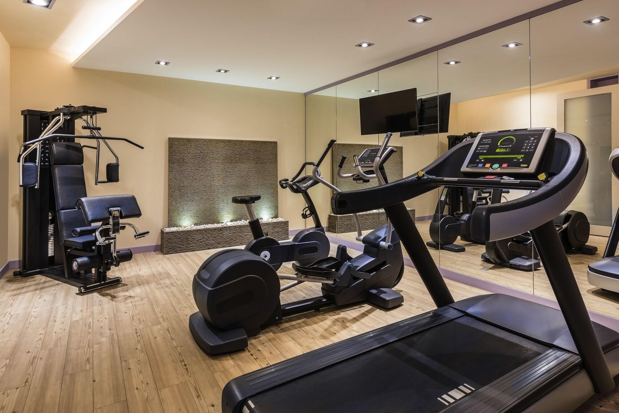 Gimnasio Grand Hôtel Roi René Aix - MGallery Collection