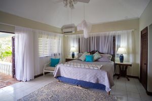 Renta Vacacional - For Your Eyes Only Villa