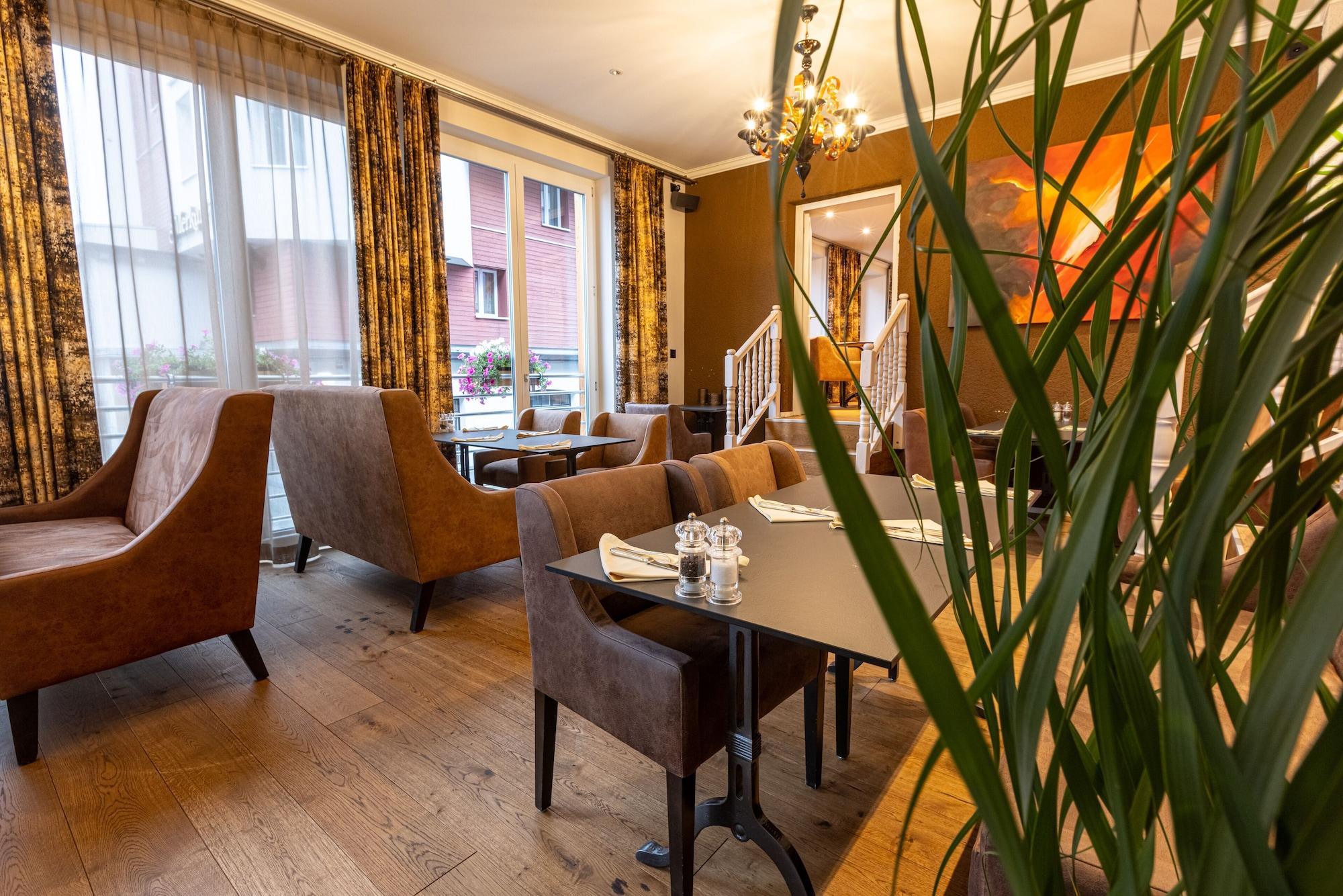 Restaurant Home Hotel Arosa