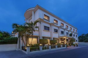 Alojamiento - La Place Sarovar Portico, Lucknow