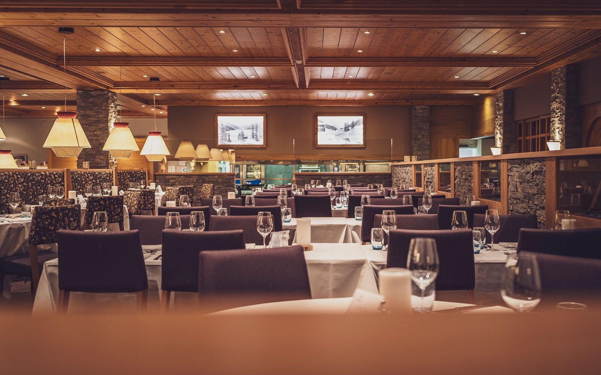 Restaurant Mountain Plaza Hotel
